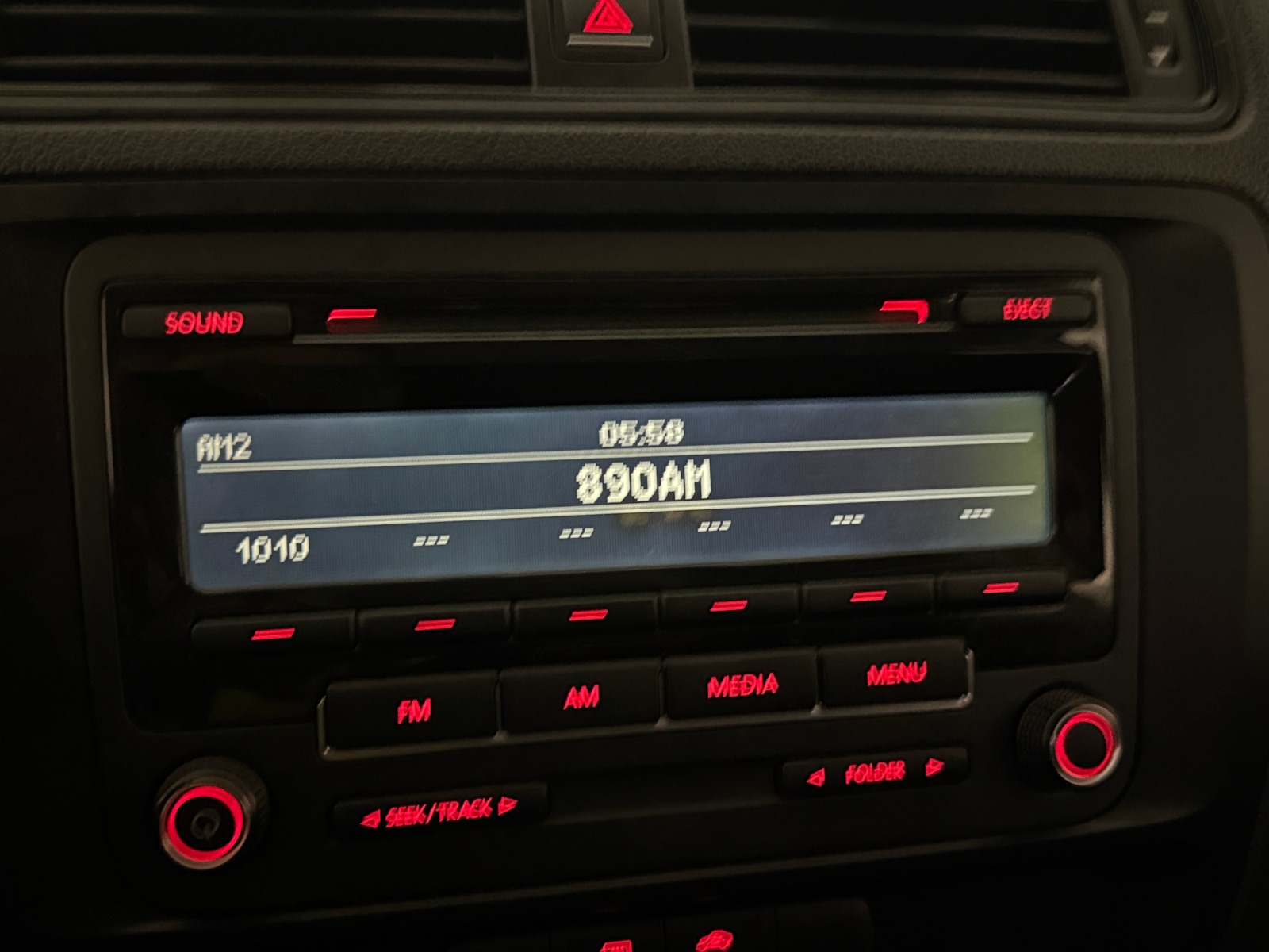 Thumbnail: 2015 Volkswagen Jetta - 4
