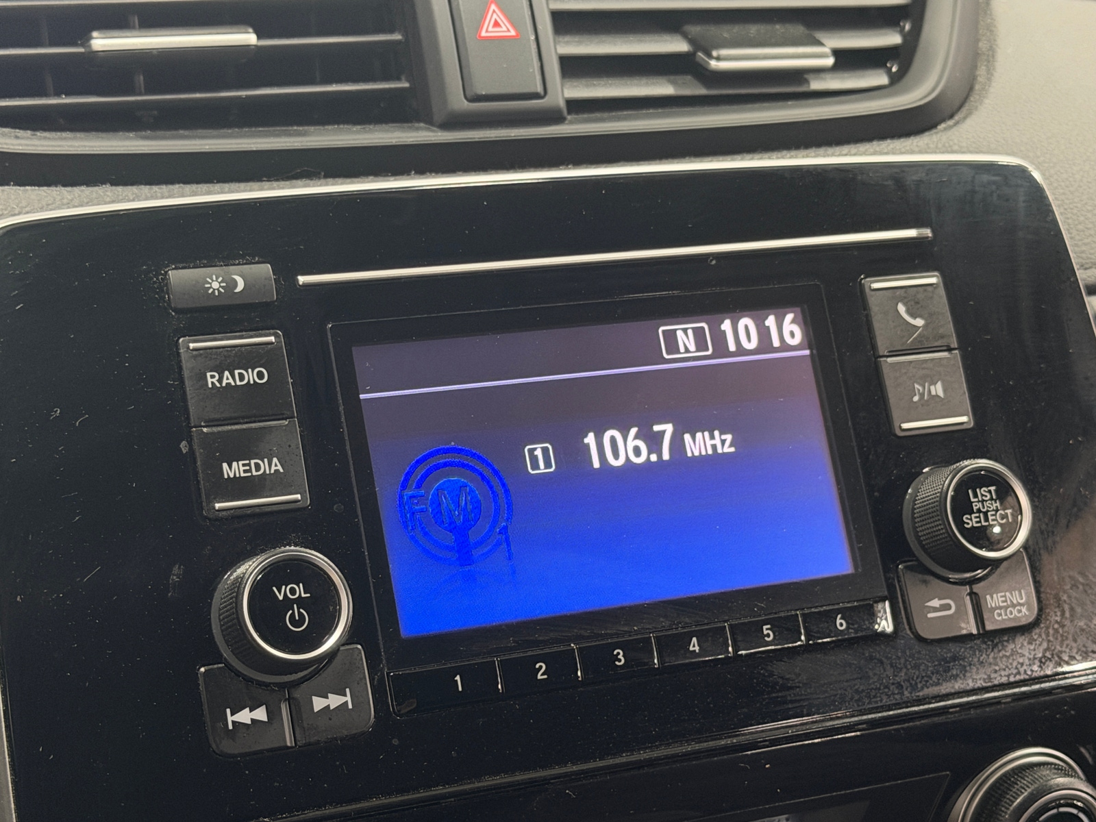 Thumbnail: 2019 Honda CR-V - 4