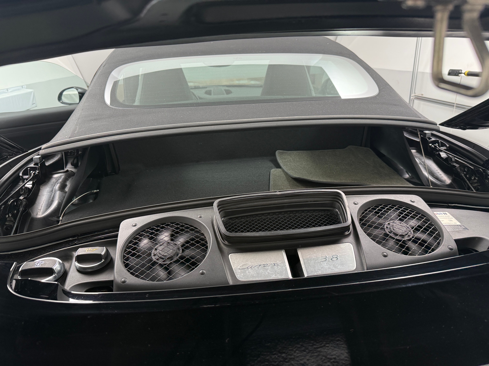 Thumbnail: 2012 Porsche 911 - 6