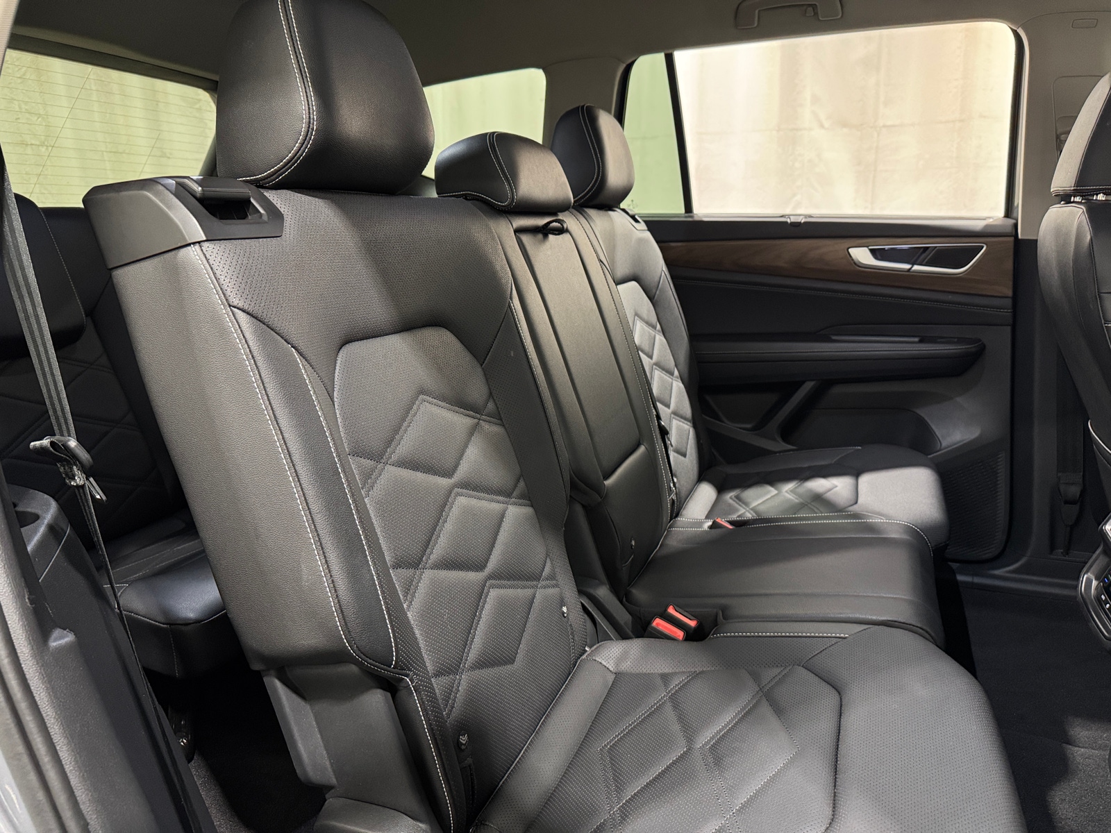 Thumbnail: 2026 Volkswagen Atlas - 5