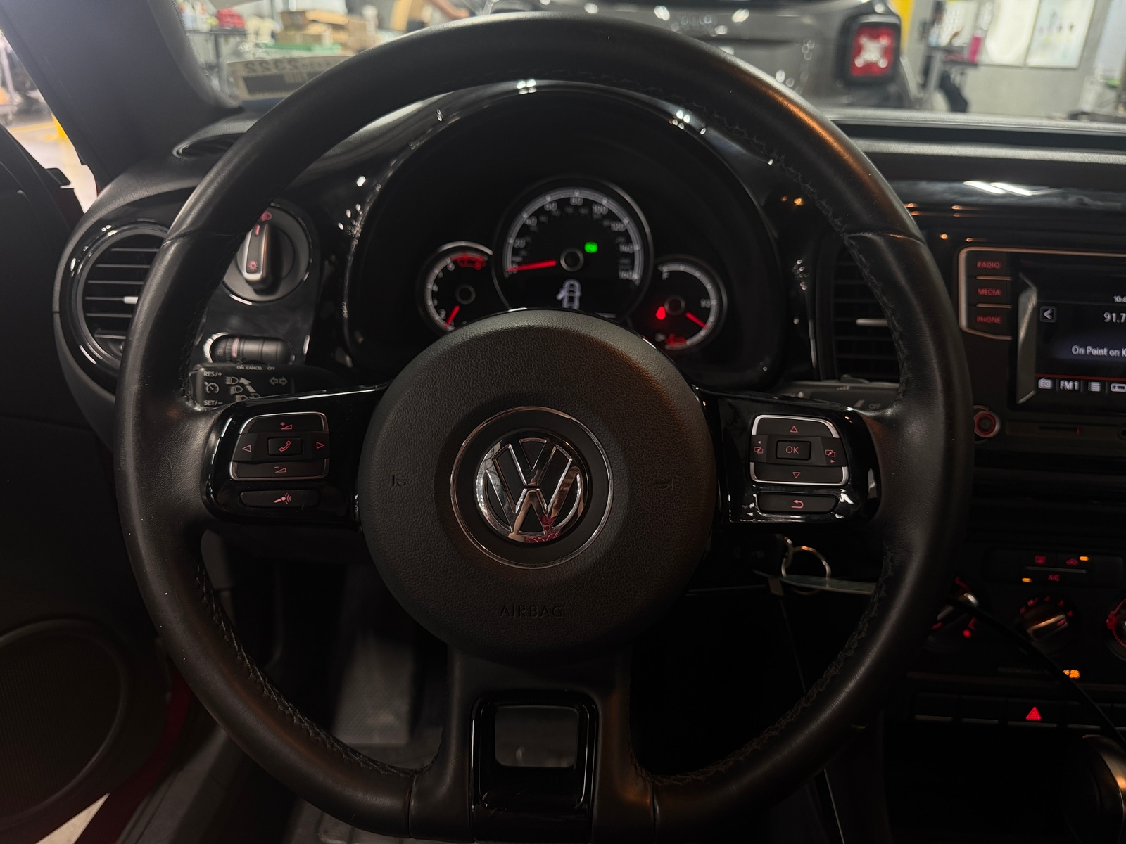 Thumbnail: 2019 Volkswagen Beetle - 5