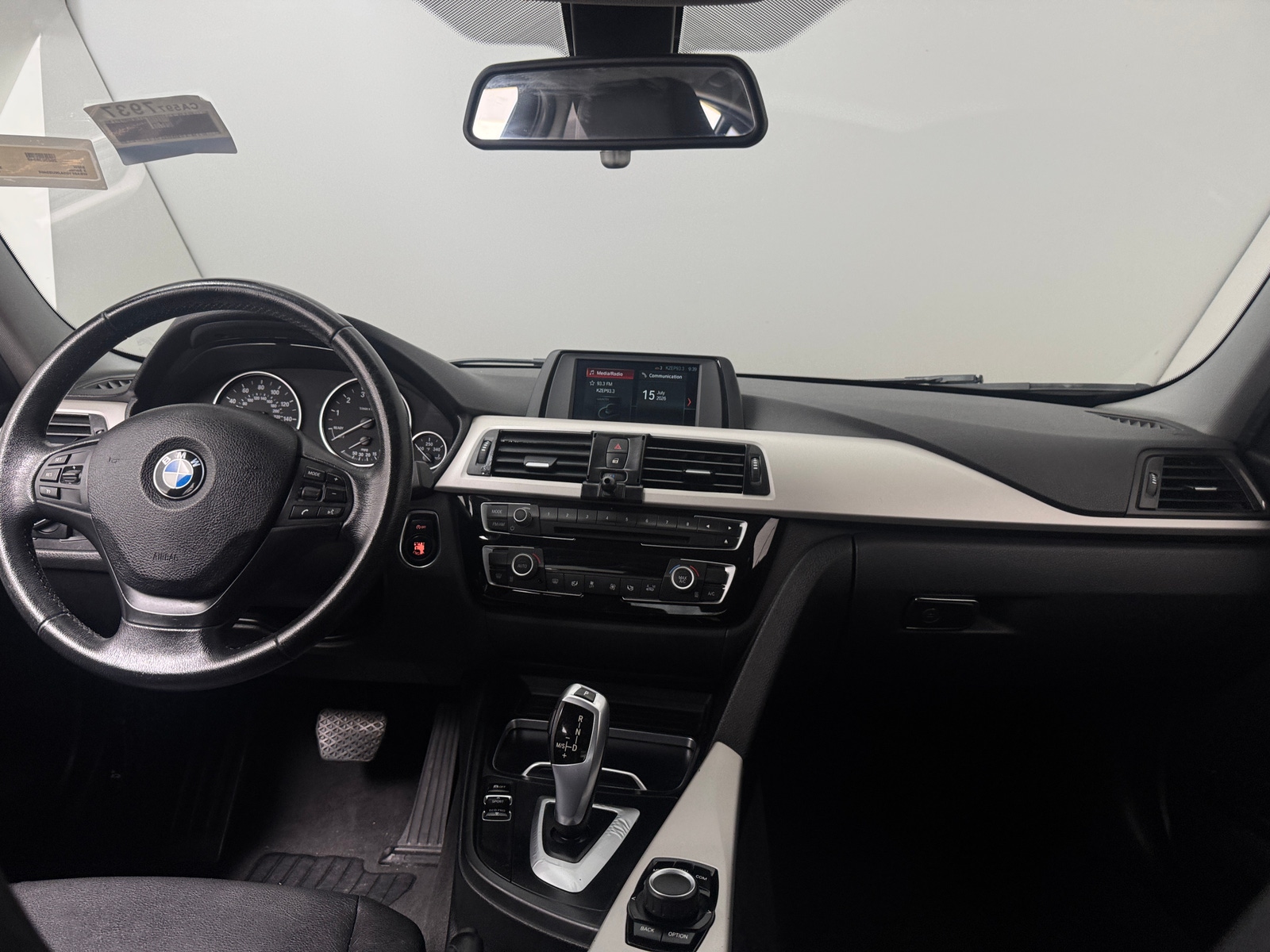 Thumbnail: 2018 BMW 3 Series - 3