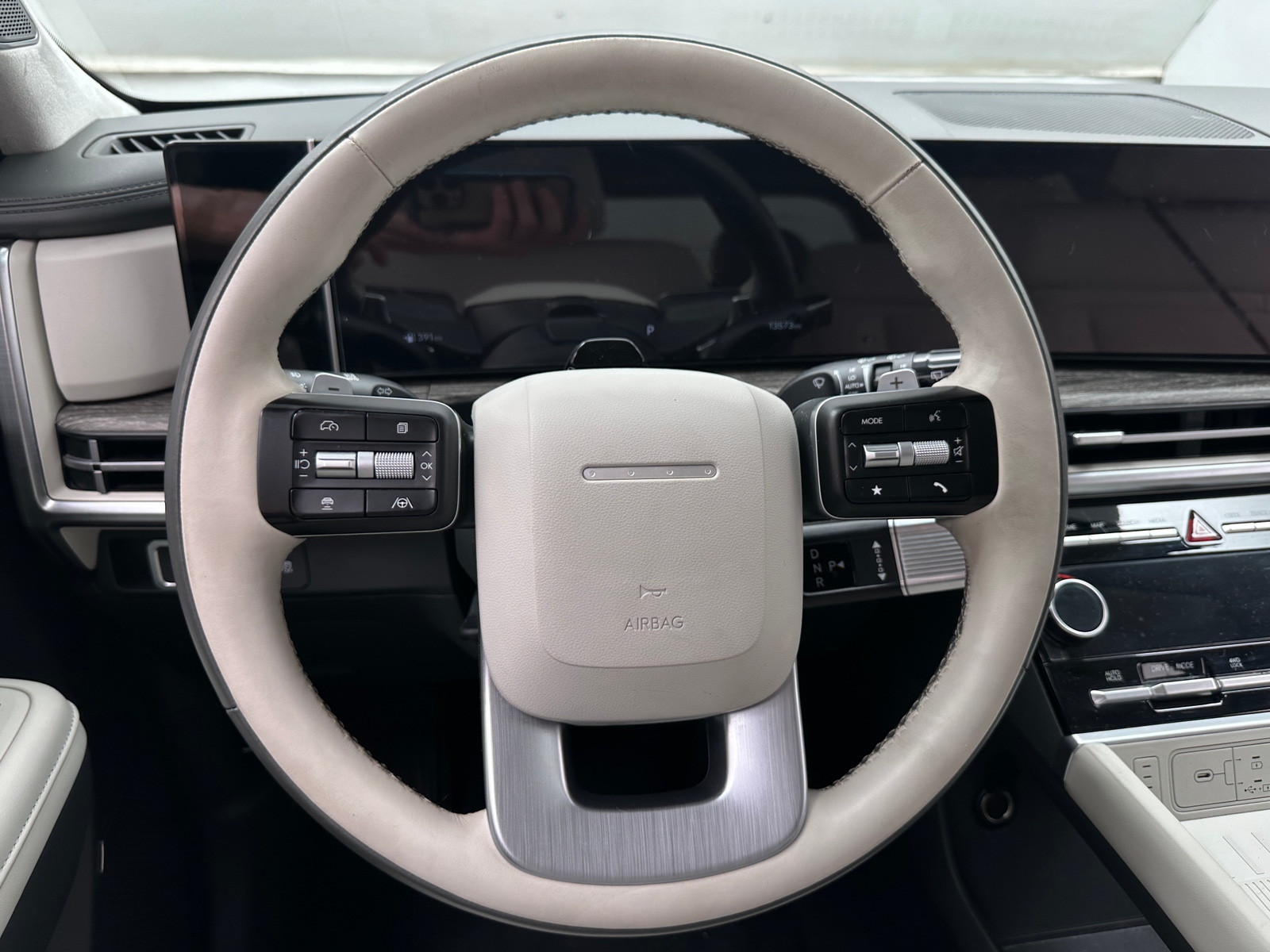 Thumbnail: 2025 Hyundai Santa Fe - 4