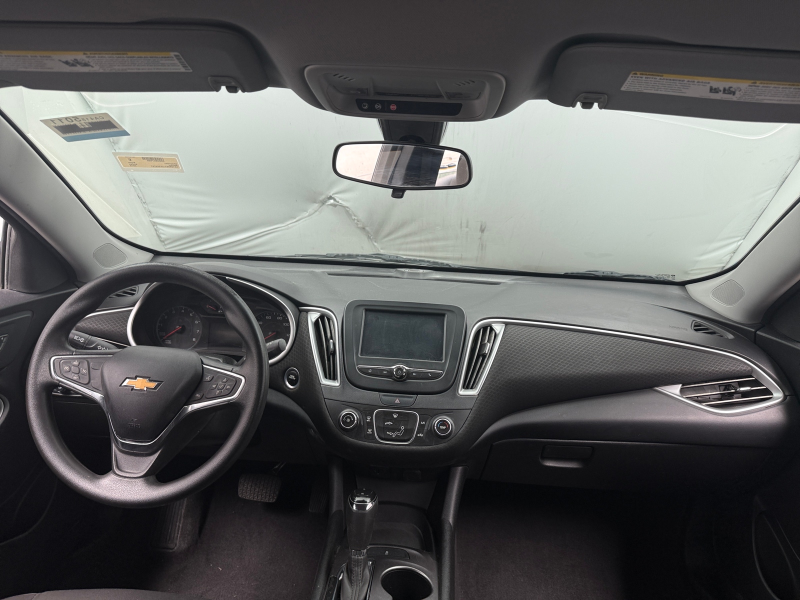 Thumbnail: 2018 Chevrolet Malibu - 3