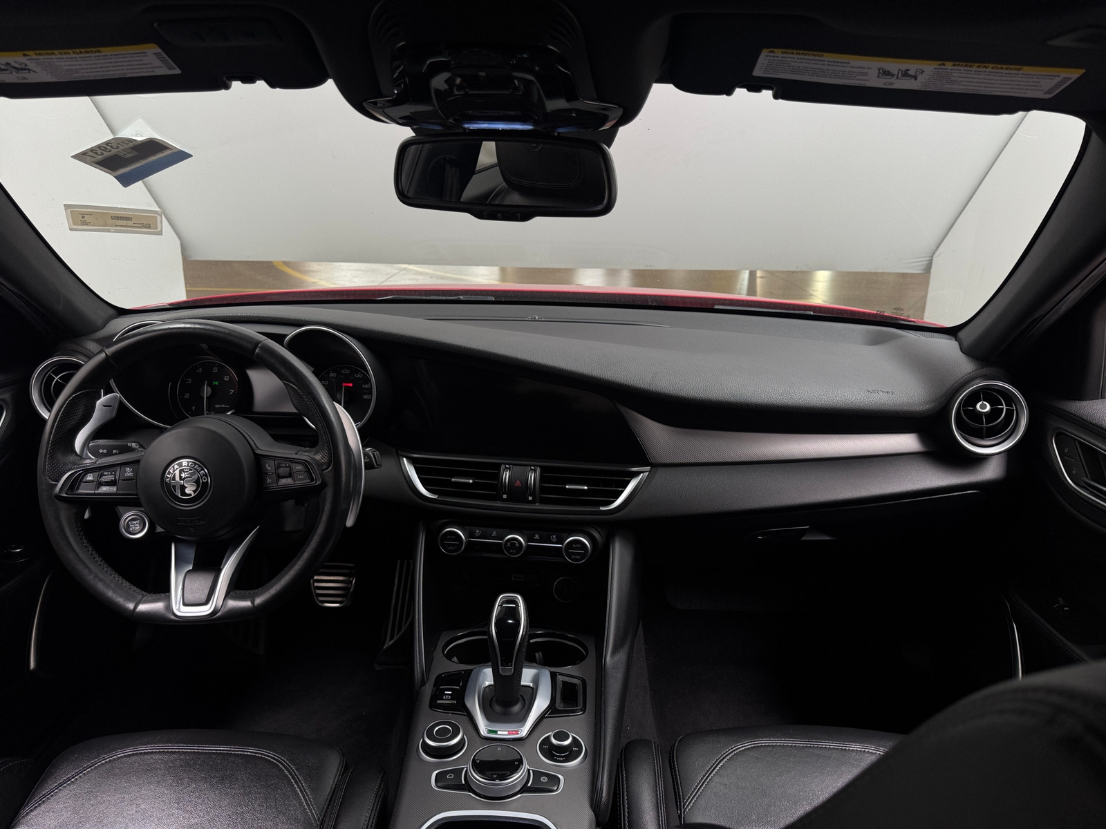Thumbnail: 2022 Alfa Romeo Giulia - 2