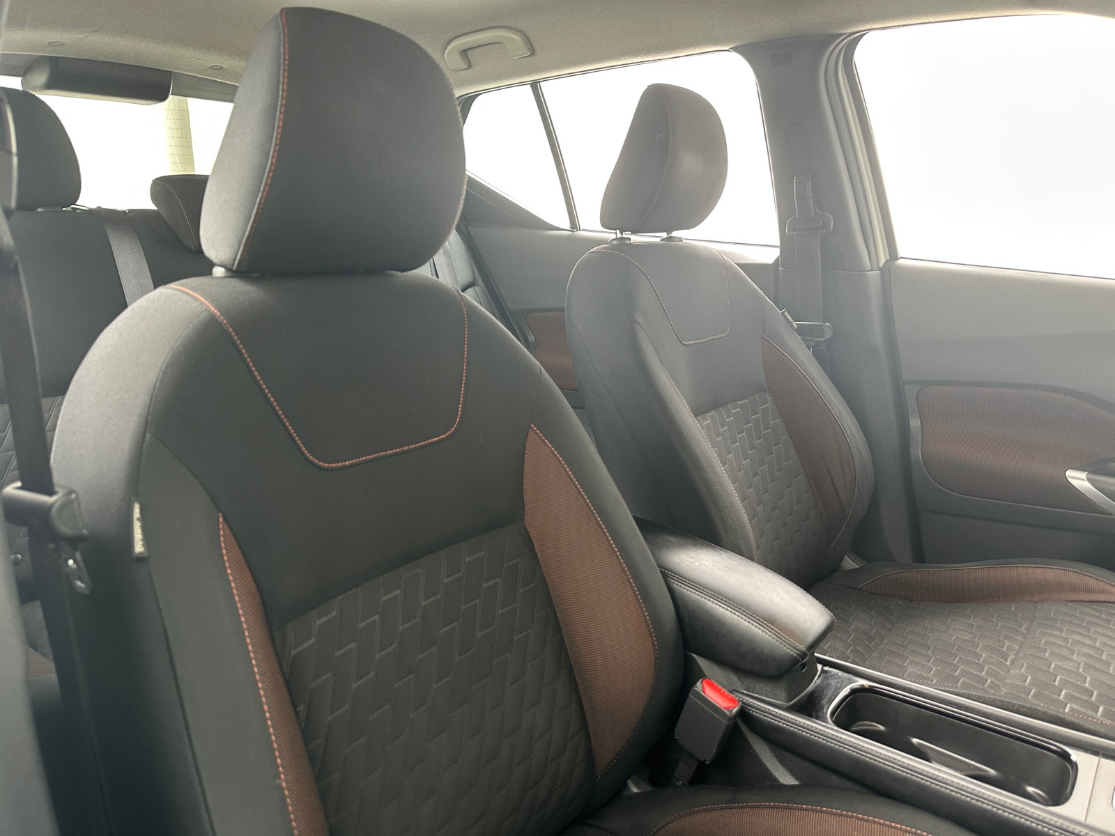 Thumbnail: 2022 Nissan Kicks - 2