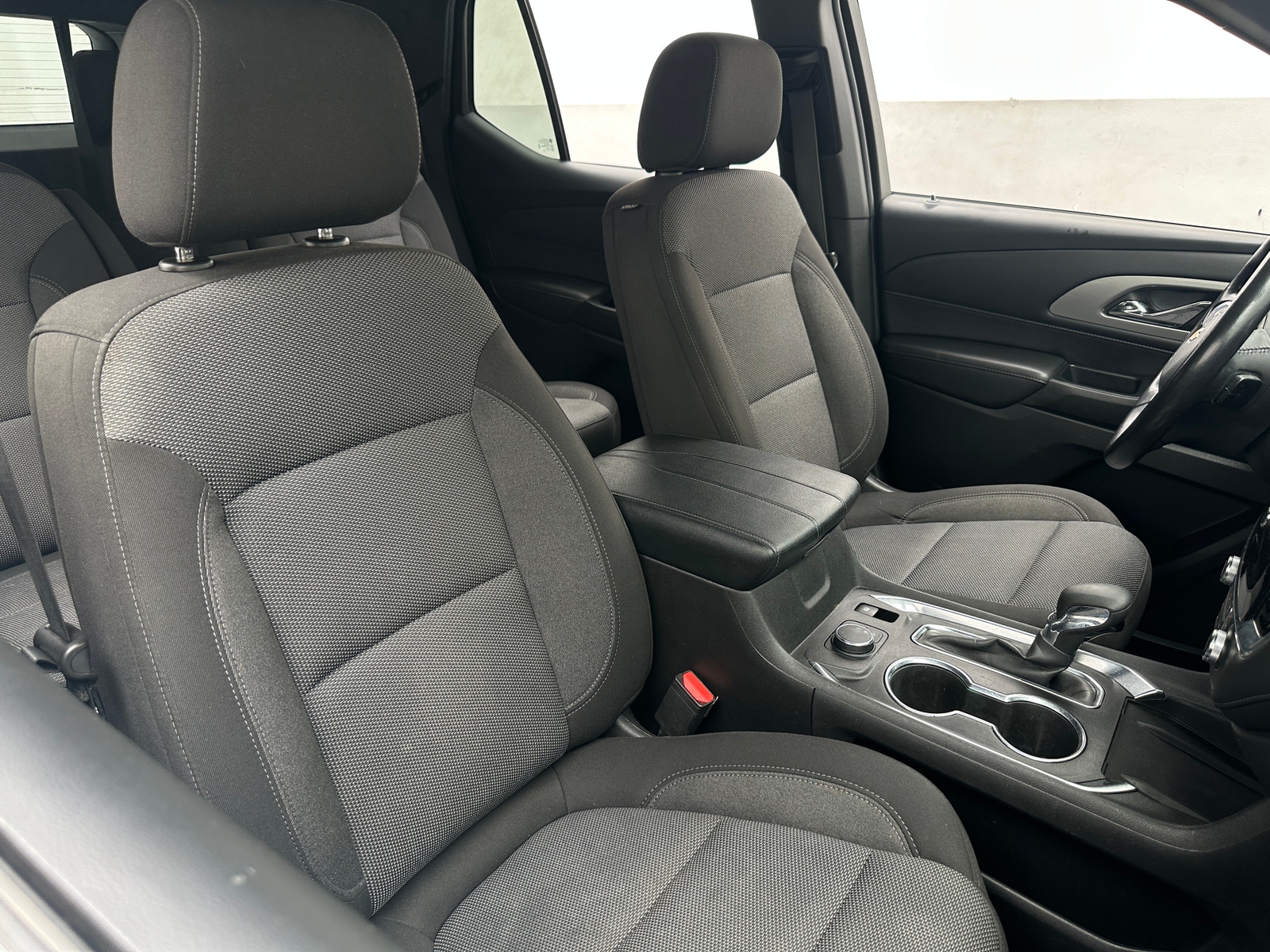 Thumbnail: 2022 Chevrolet Traverse - 2