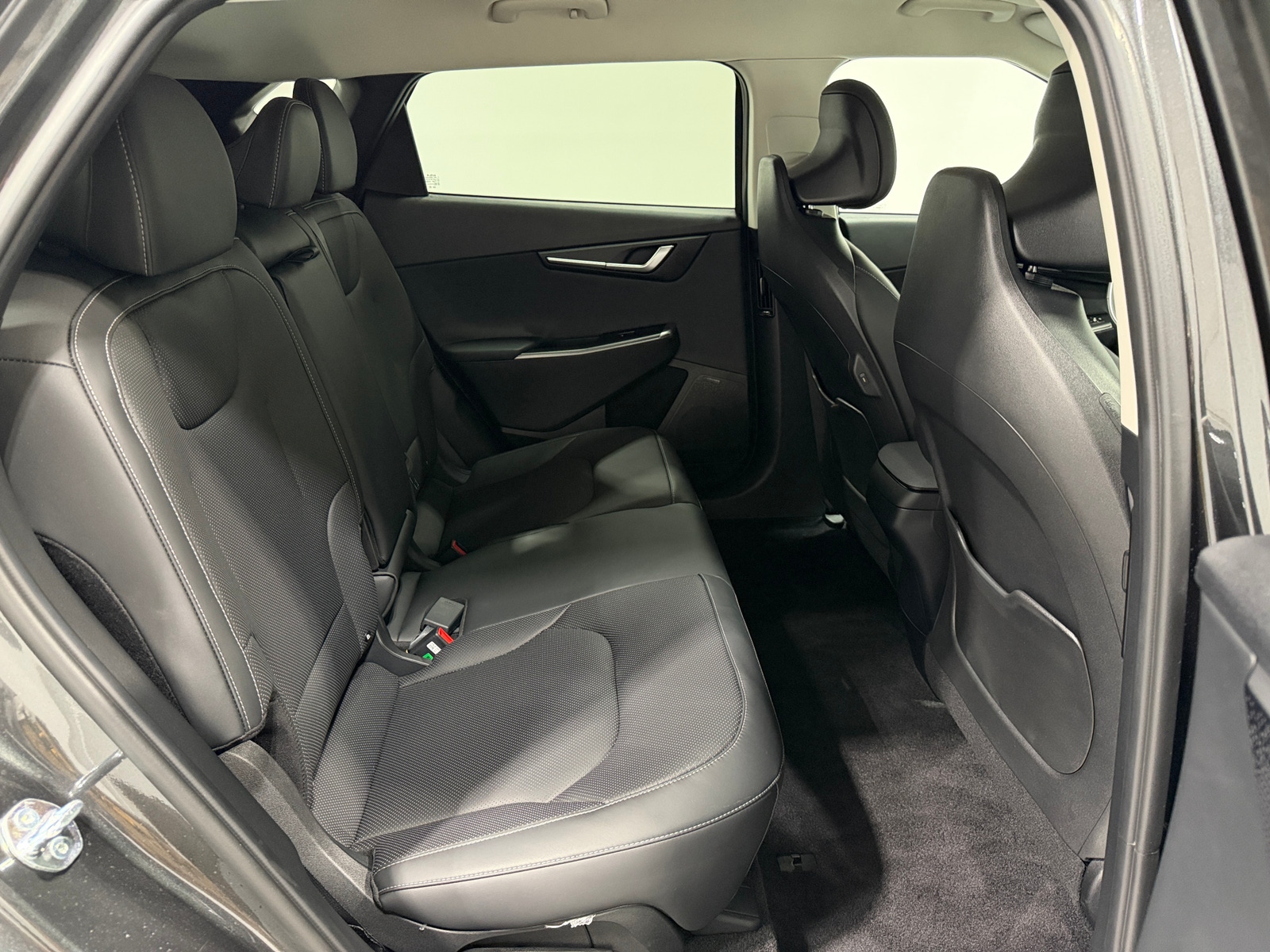 Thumbnail: 2024 Kia EV6 - 5