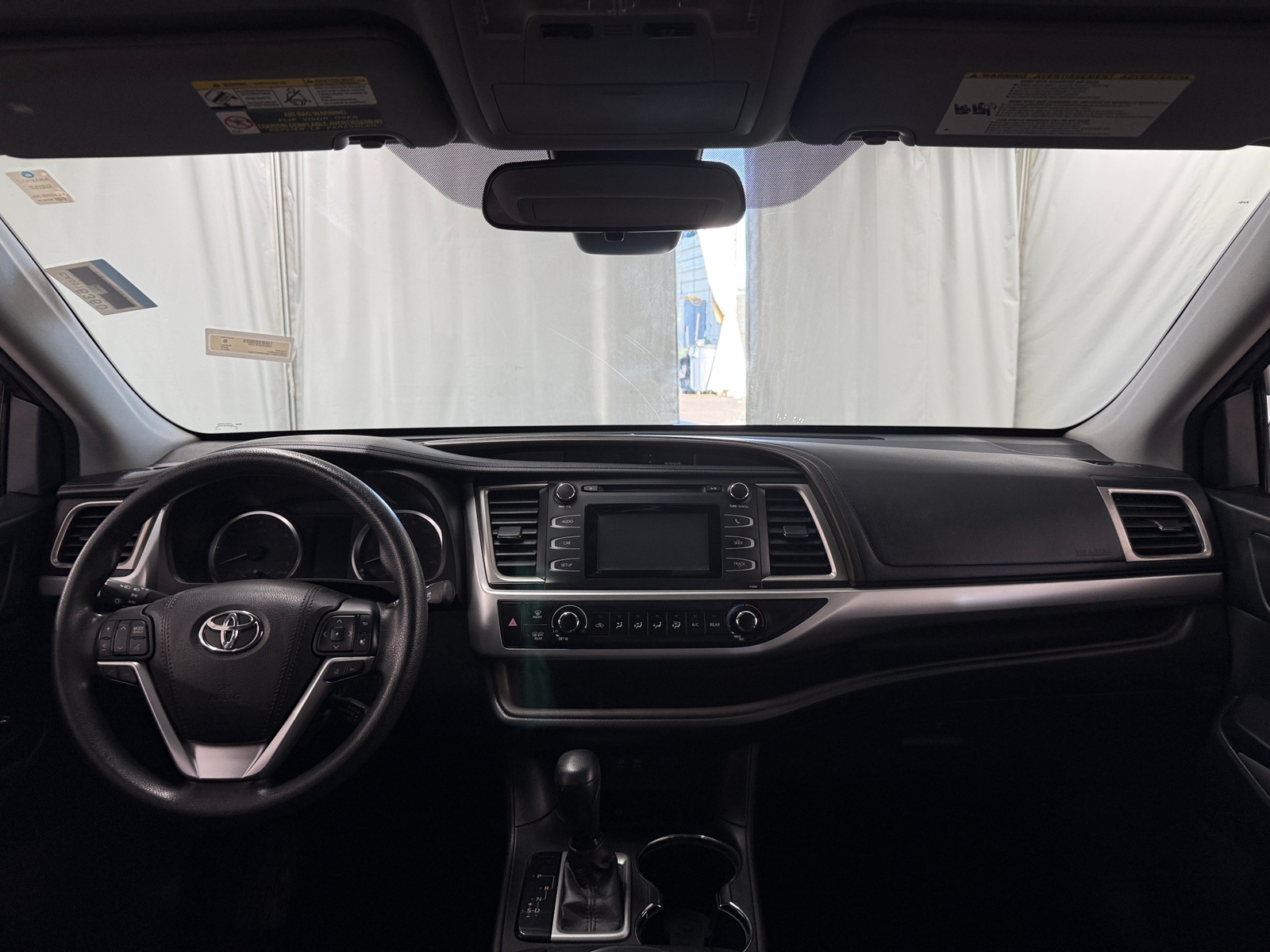 Thumbnail: 2017 Toyota Highlander - 3