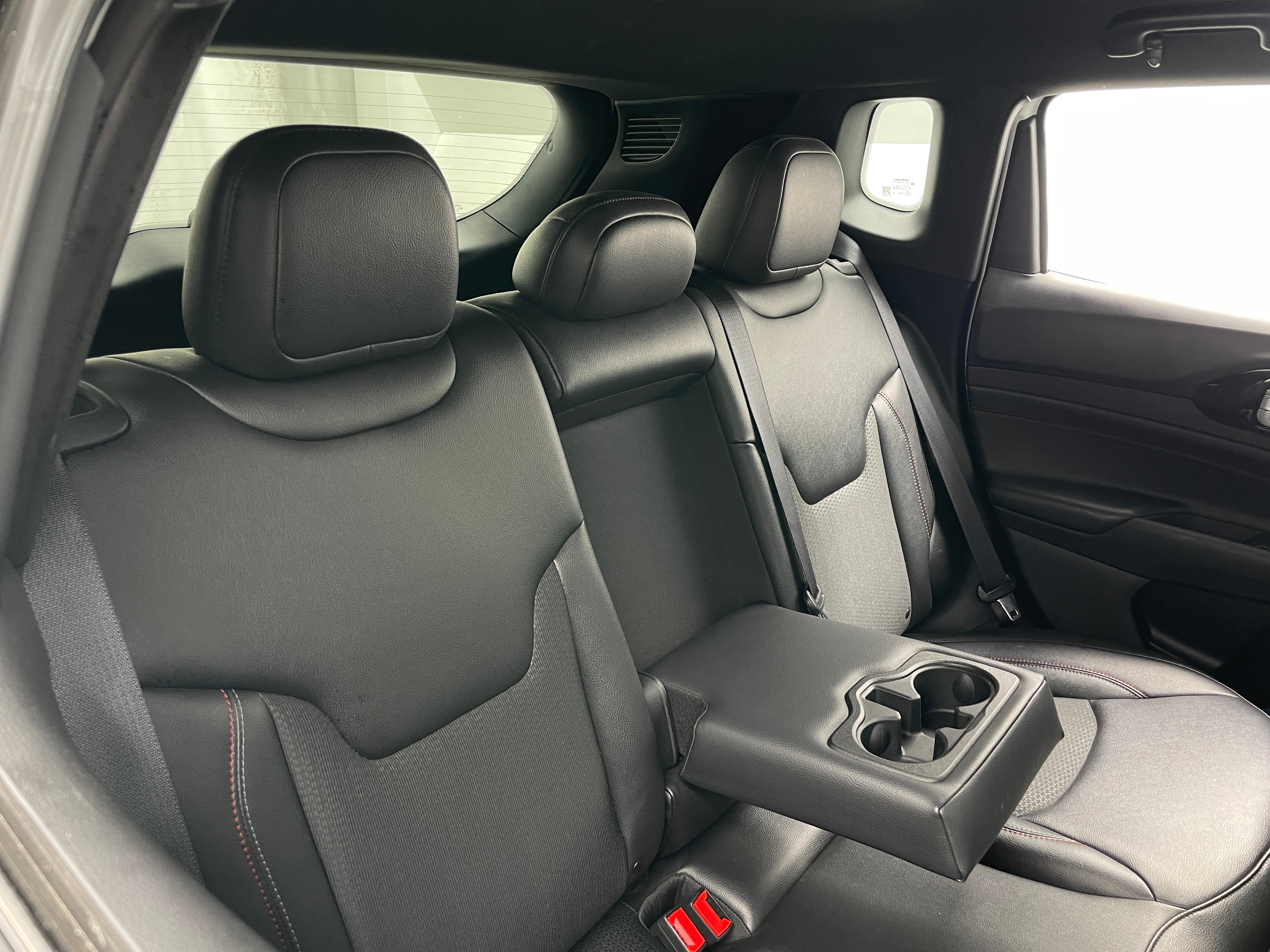 2025 Jeep Compass Trailhawk - Photo 3