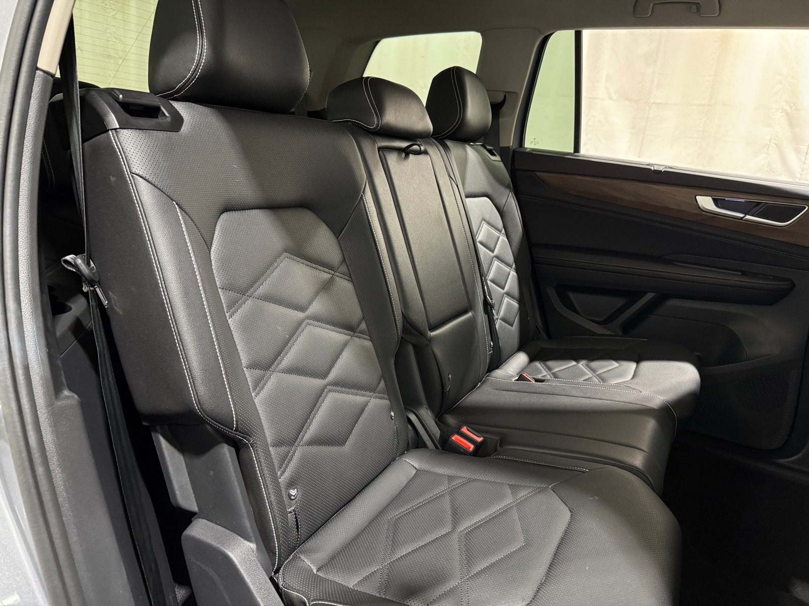 Thumbnail: 2026 Volkswagen Atlas - 5