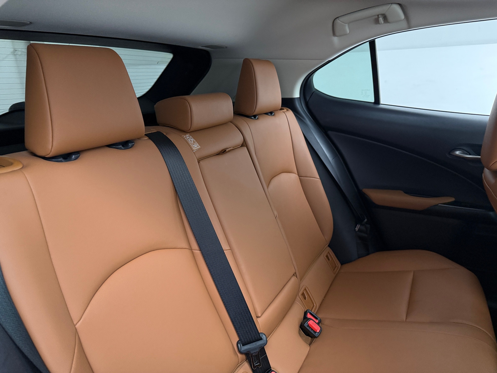 Thumbnail: 2019 Lexus UX - 5