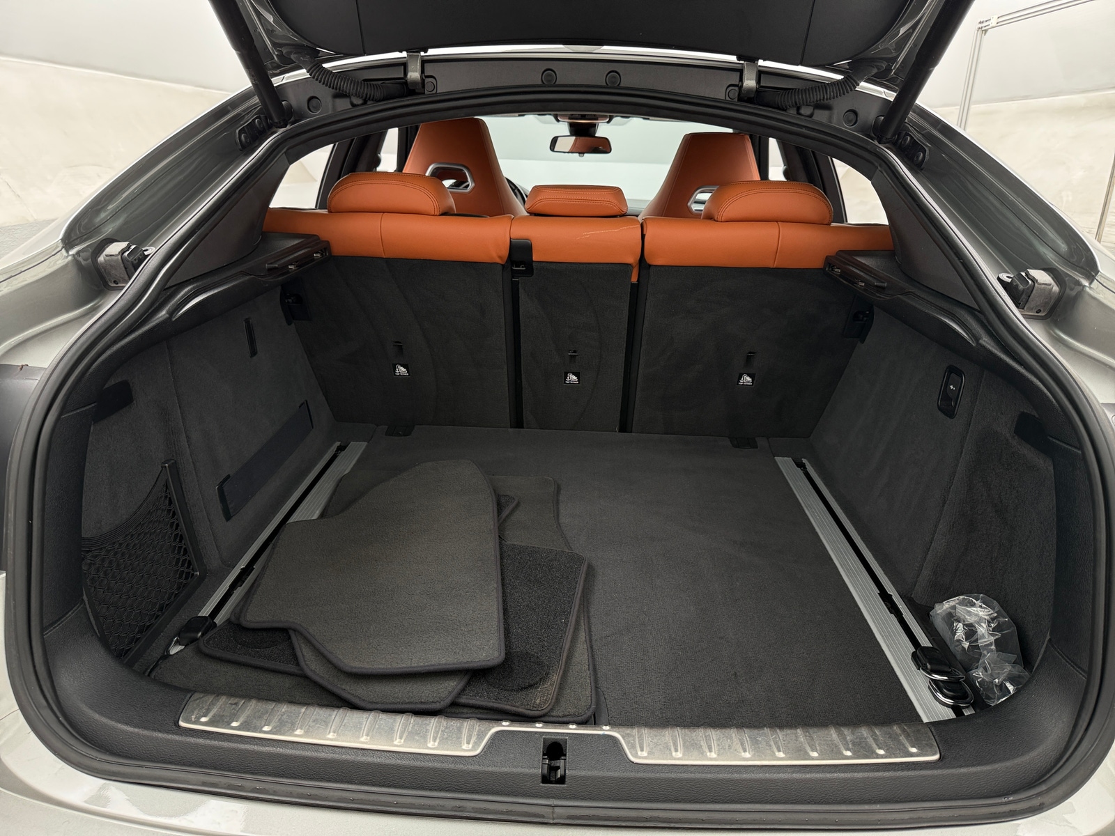 Thumbnail: 2019 BMW X6 - 6