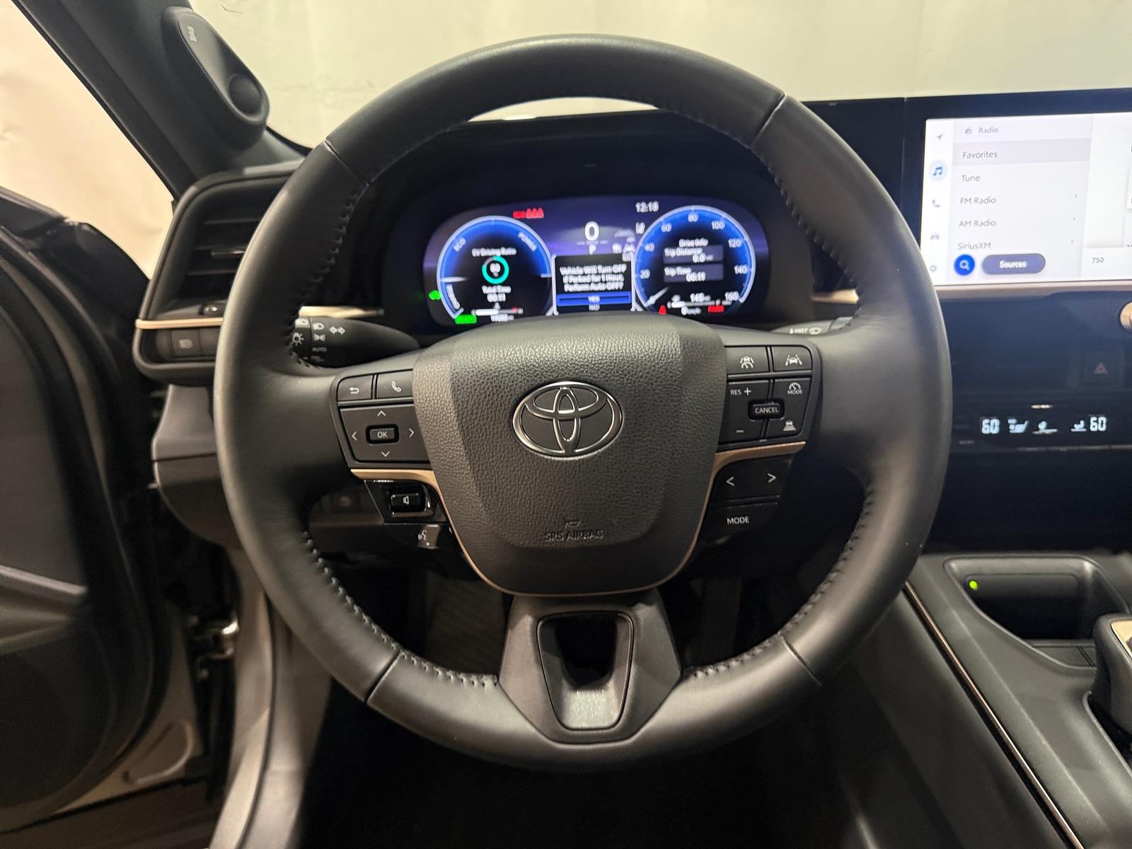 Thumbnail: 2023 Toyota Crown - 4