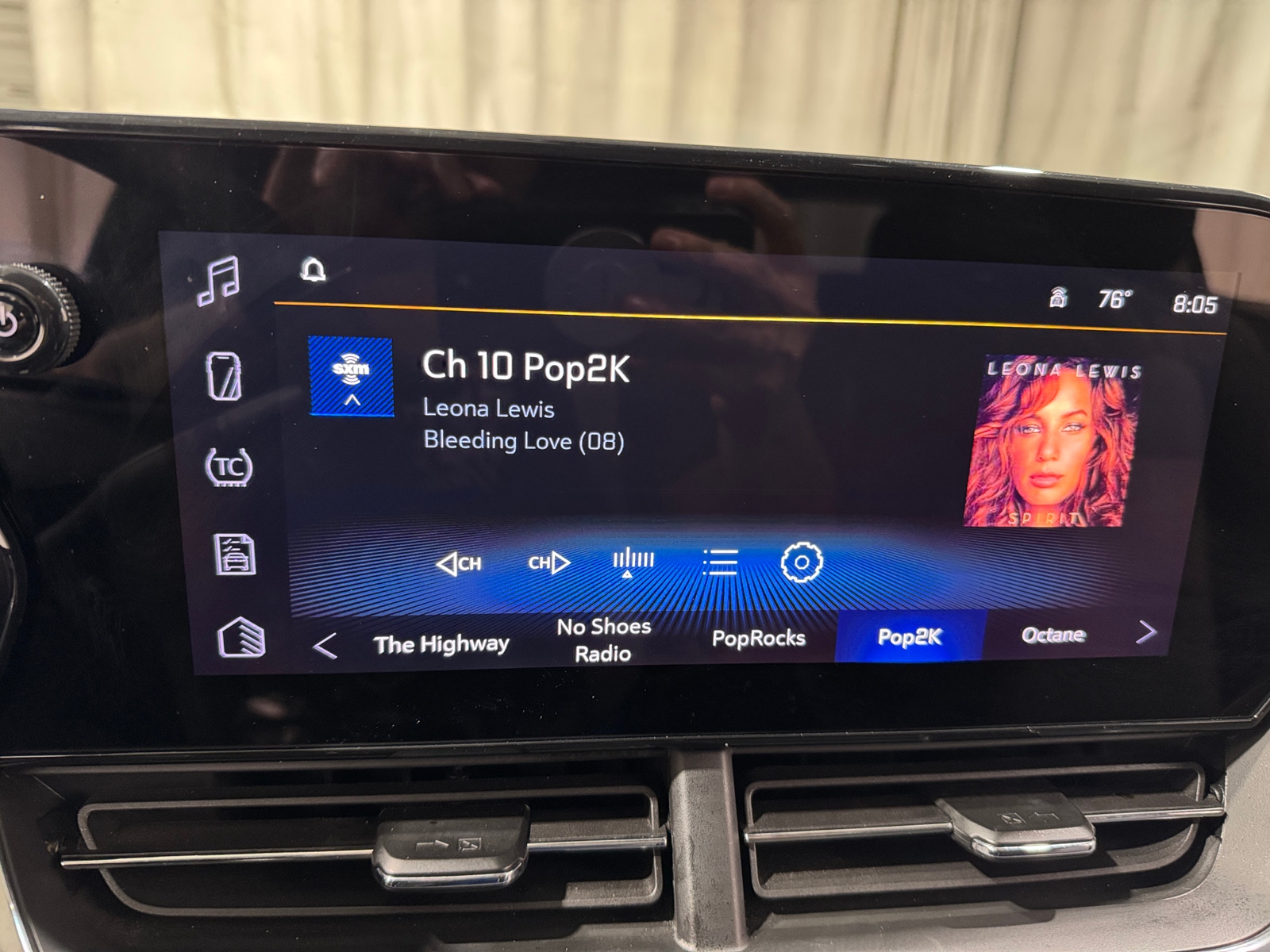 Thumbnail: 2025 Chevrolet Trax - 4