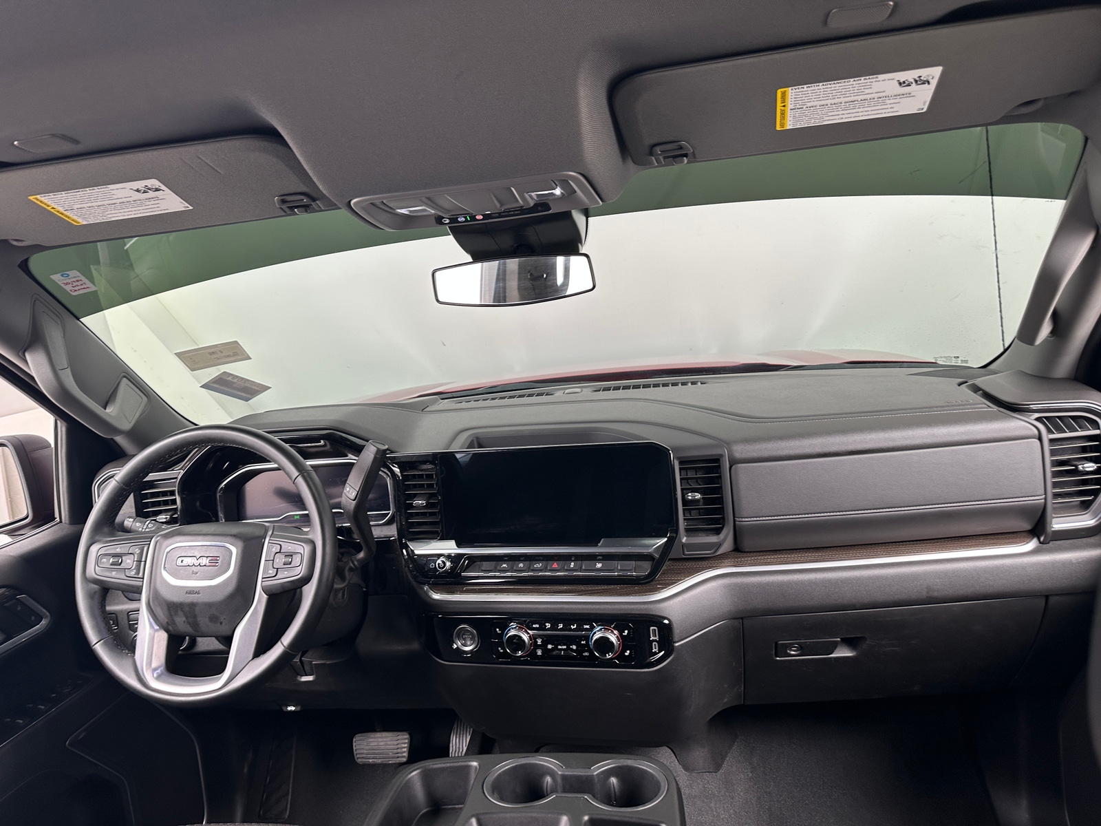 Thumbnail: 2024 GMC Sierra 1500 - 3