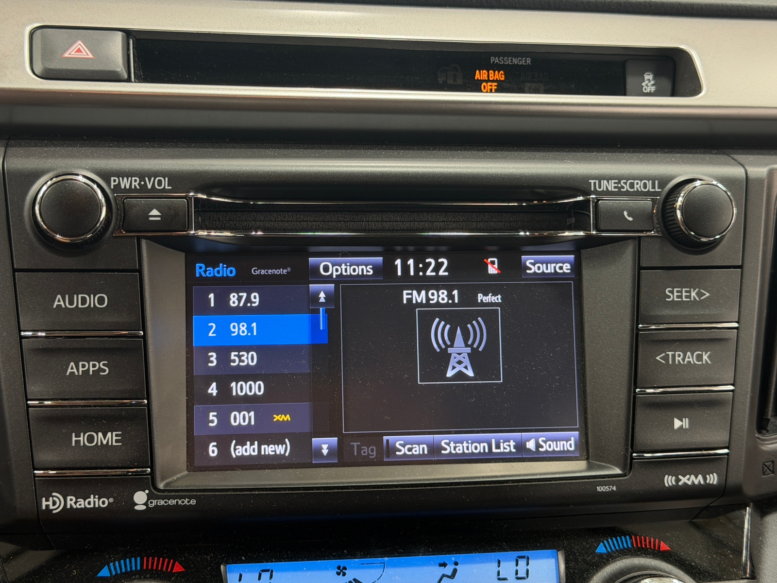 Thumbnail: 2016 Toyota RAV4 - 4