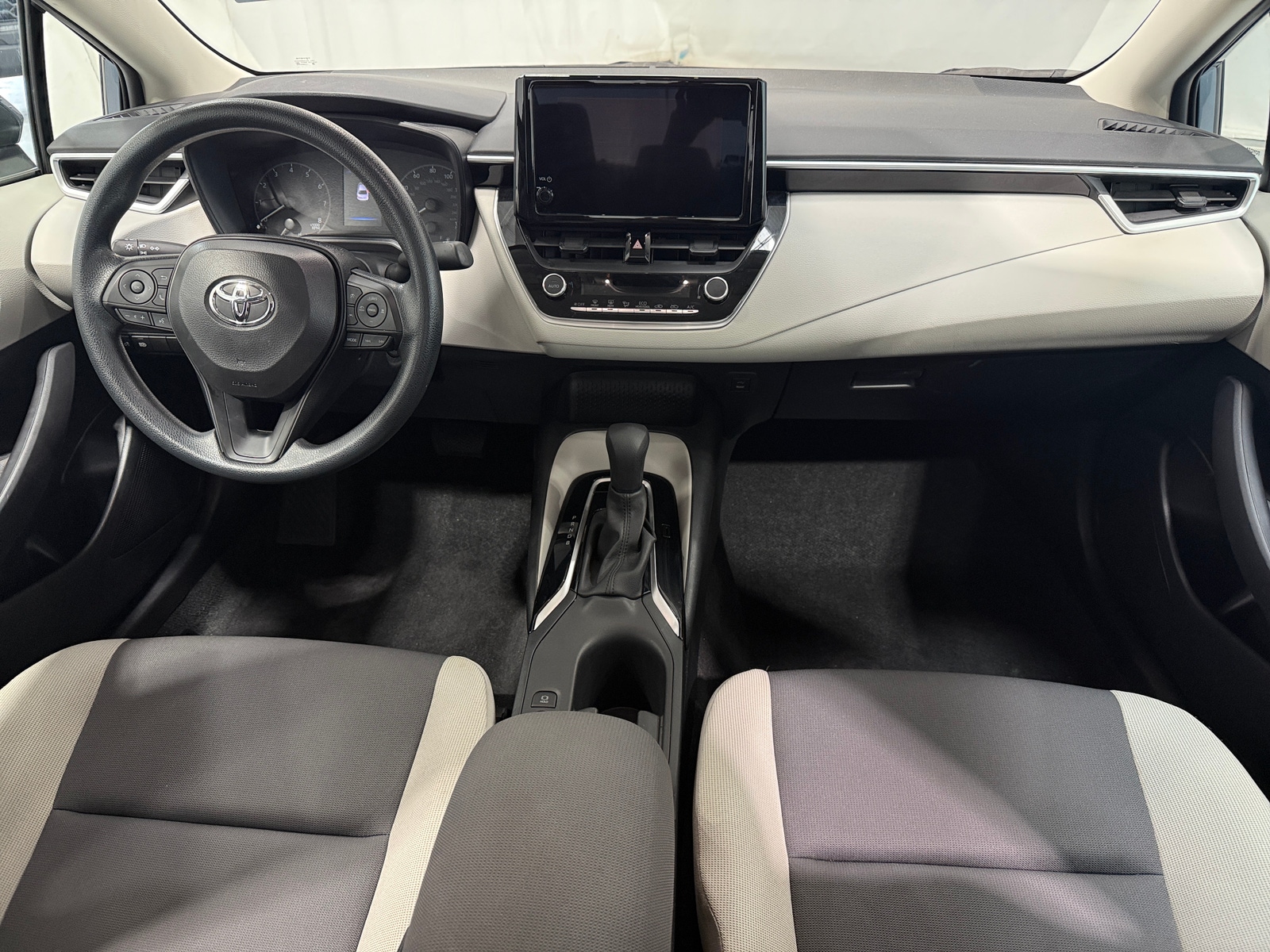 Thumbnail: 2024 Toyota Corolla - 3