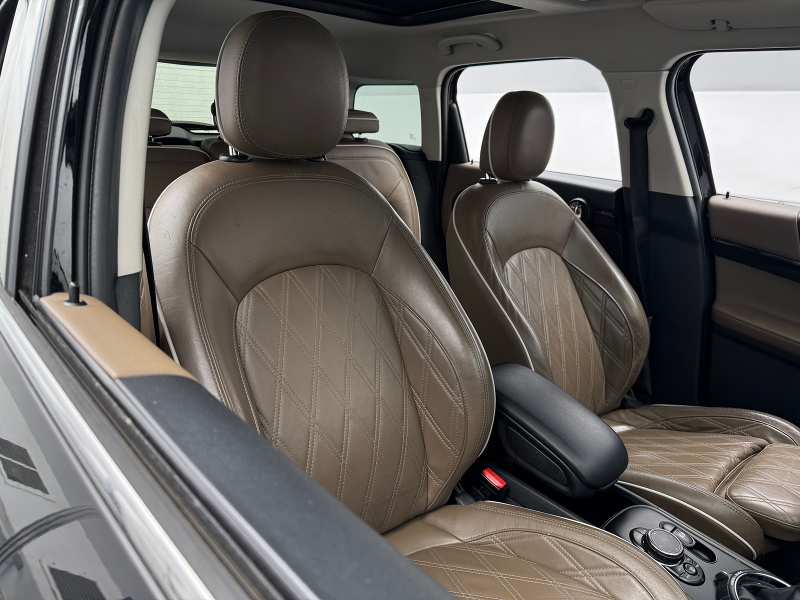 Thumbnail: 2017 MINI Cooper Countryman - 2