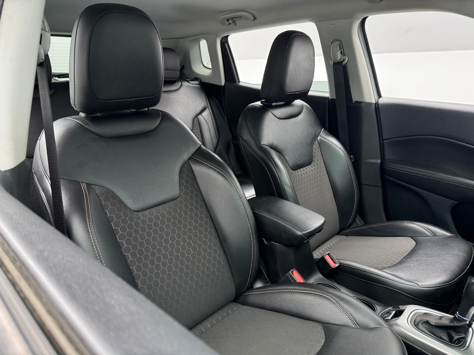 Thumbnail: 2020 Jeep Compass - 2