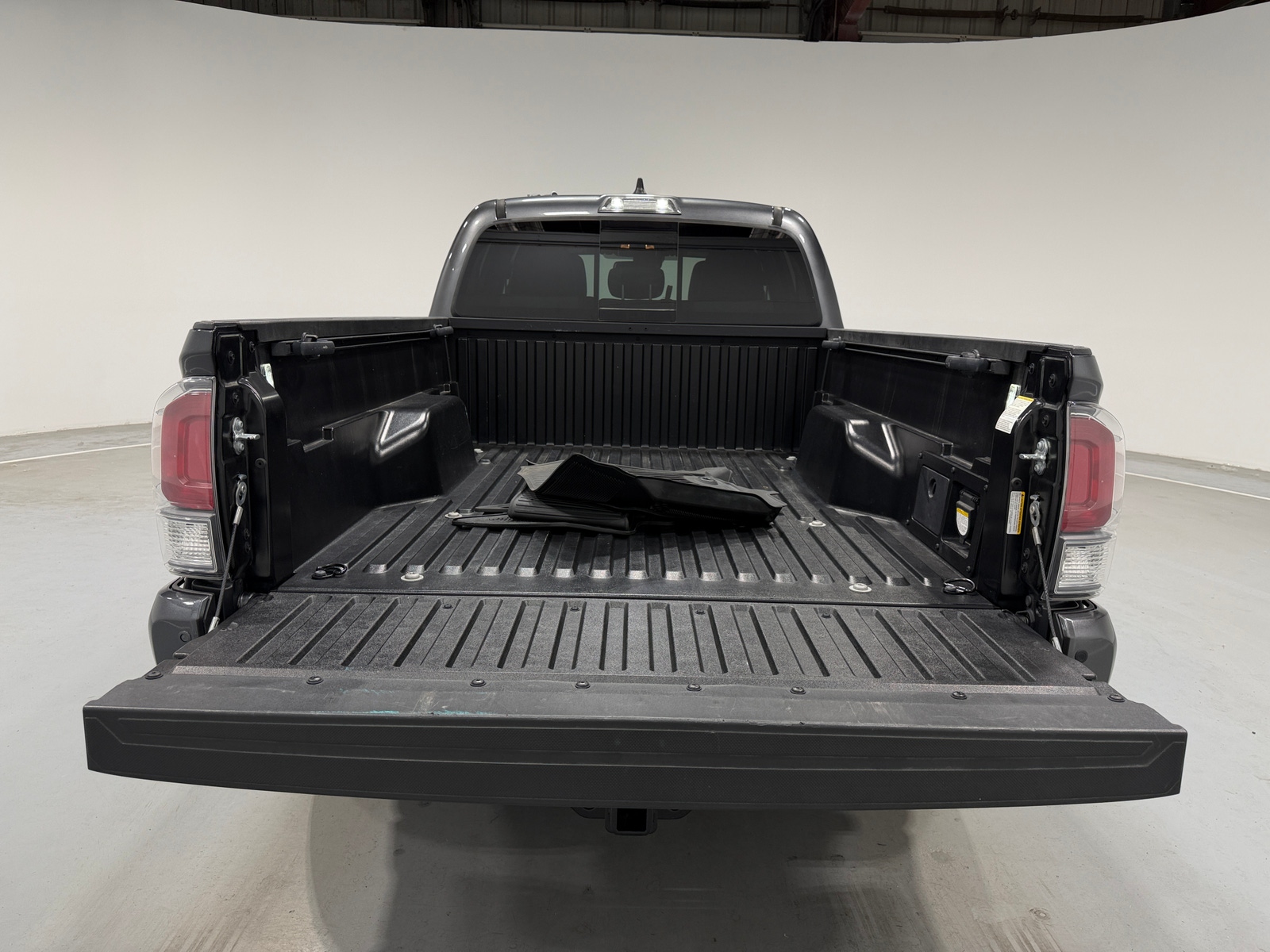 Thumbnail: 2023 Toyota Tacoma - 7