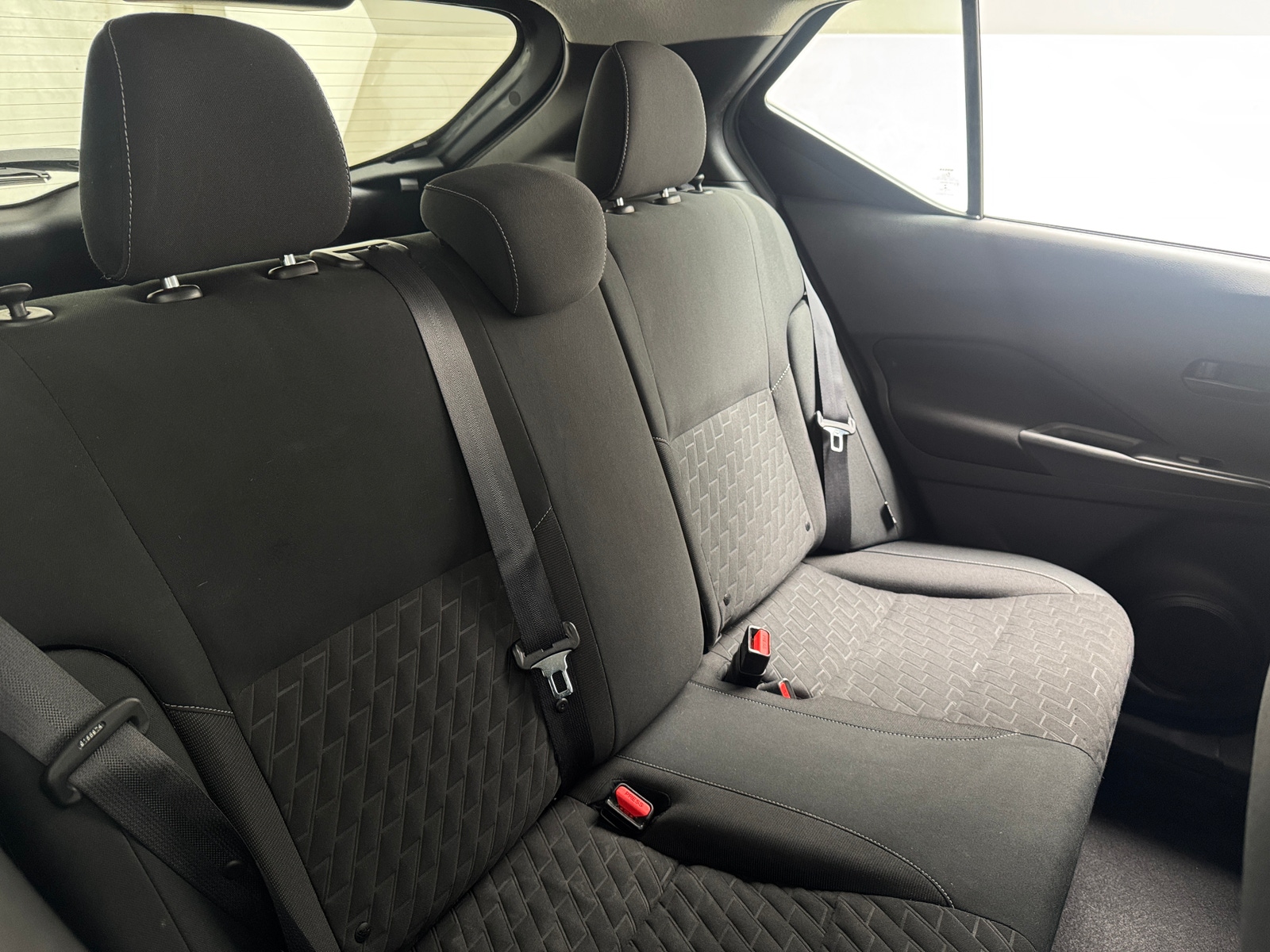 Thumbnail: 2021 Nissan Kicks - 6