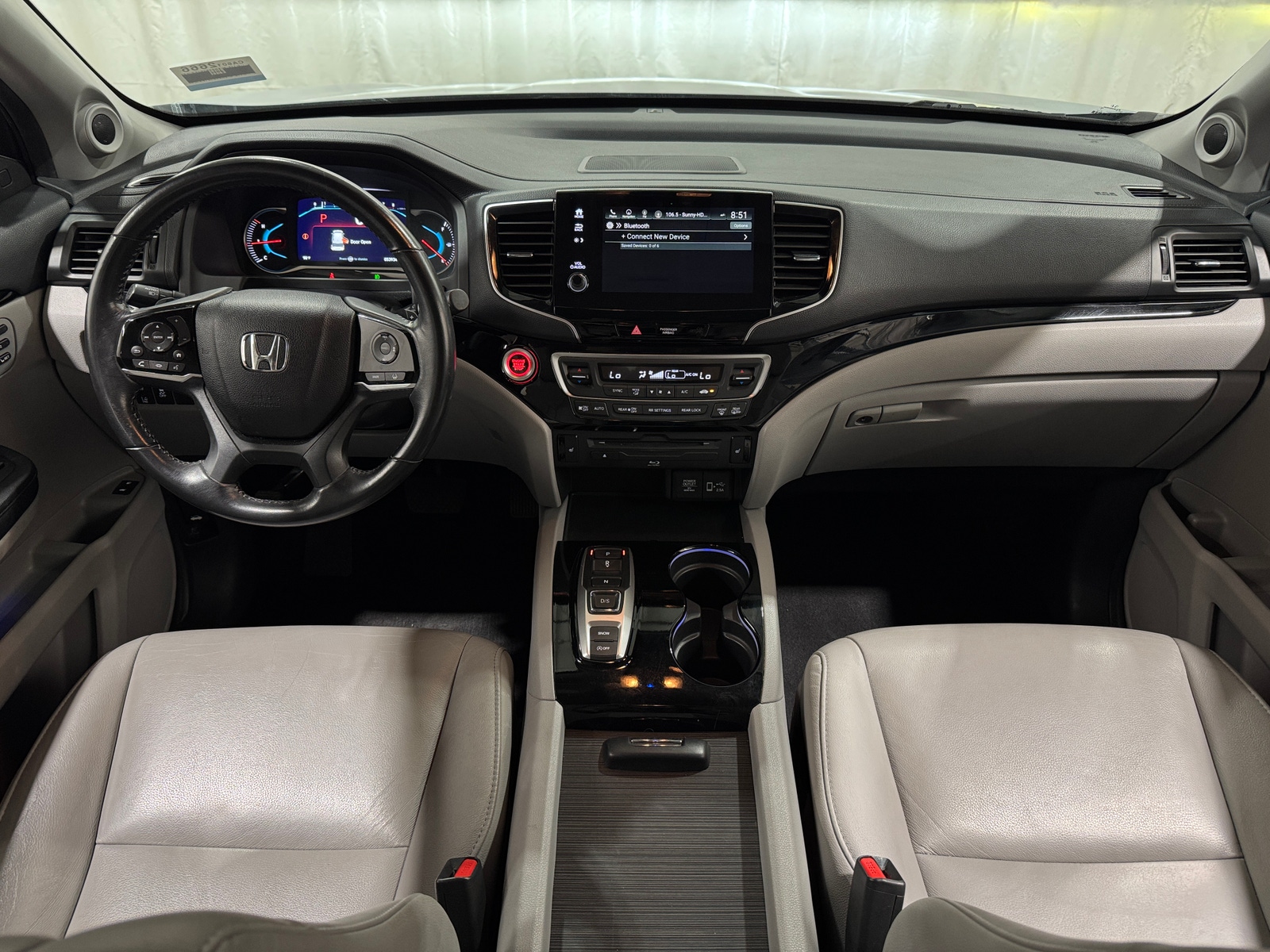 Thumbnail: 2019 Honda Pilot - 2