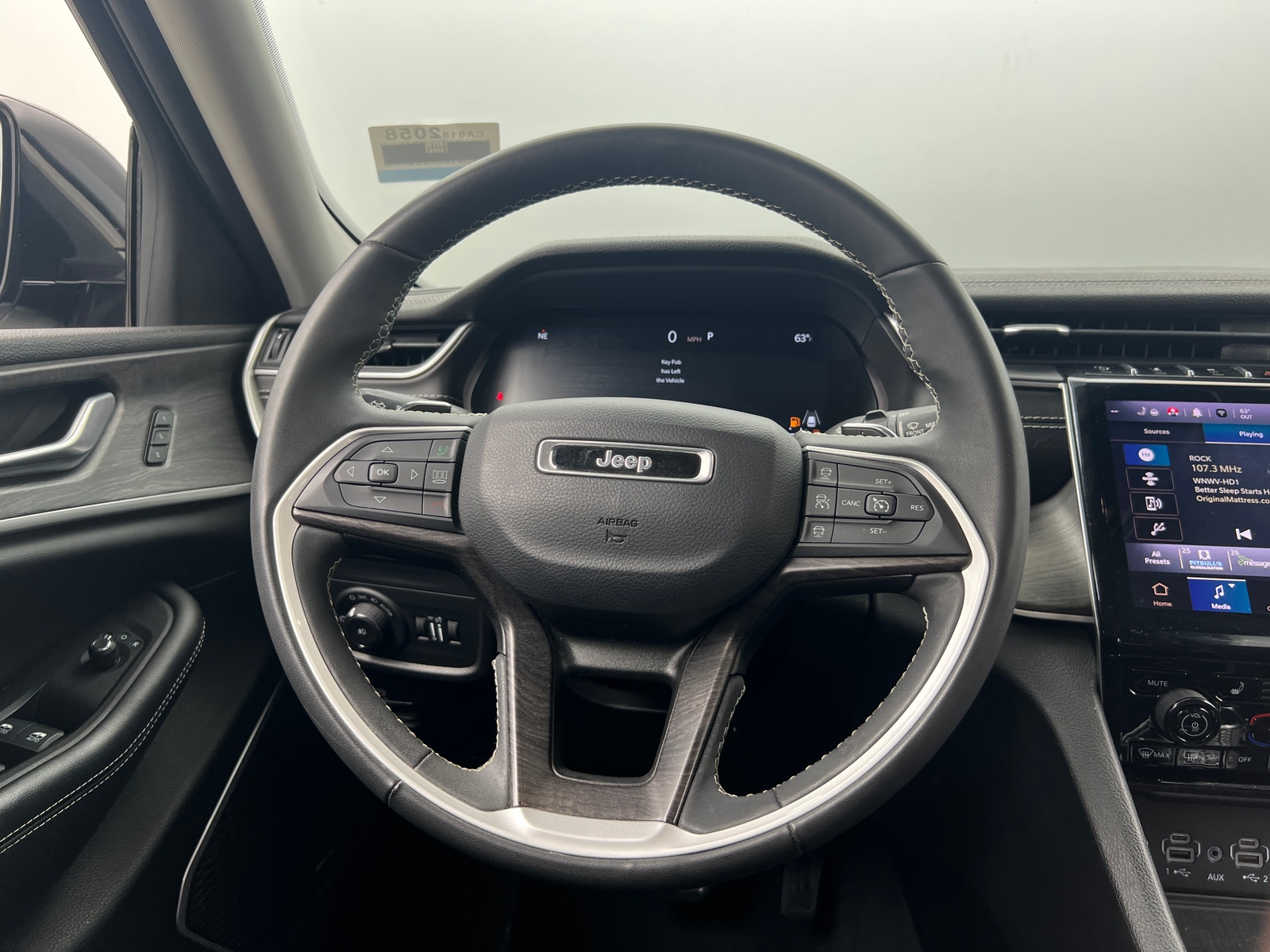 Thumbnail: 2023 Jeep Grand Cherokee L - 4