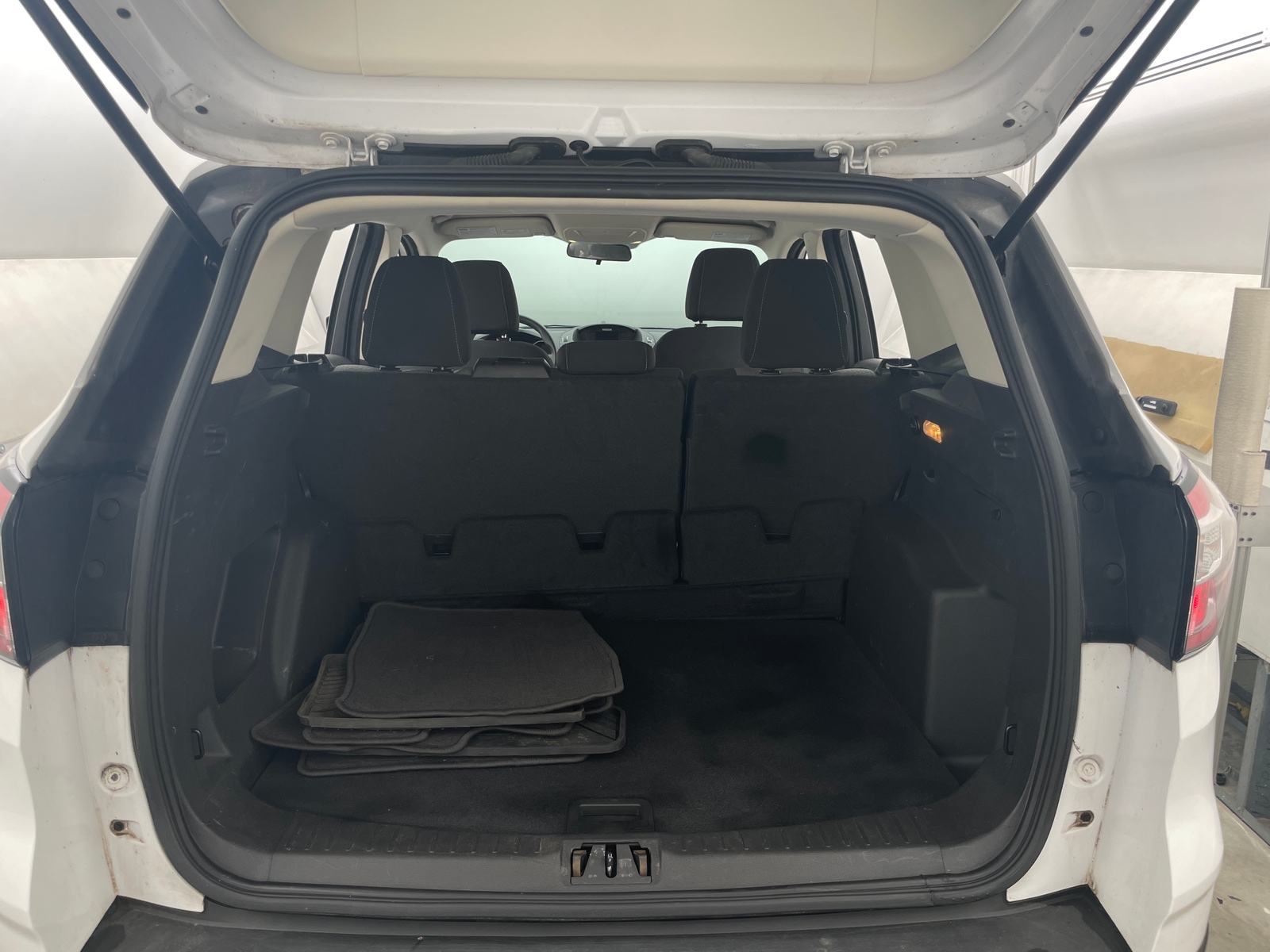 Thumbnail: 2017 Ford Escape - 7