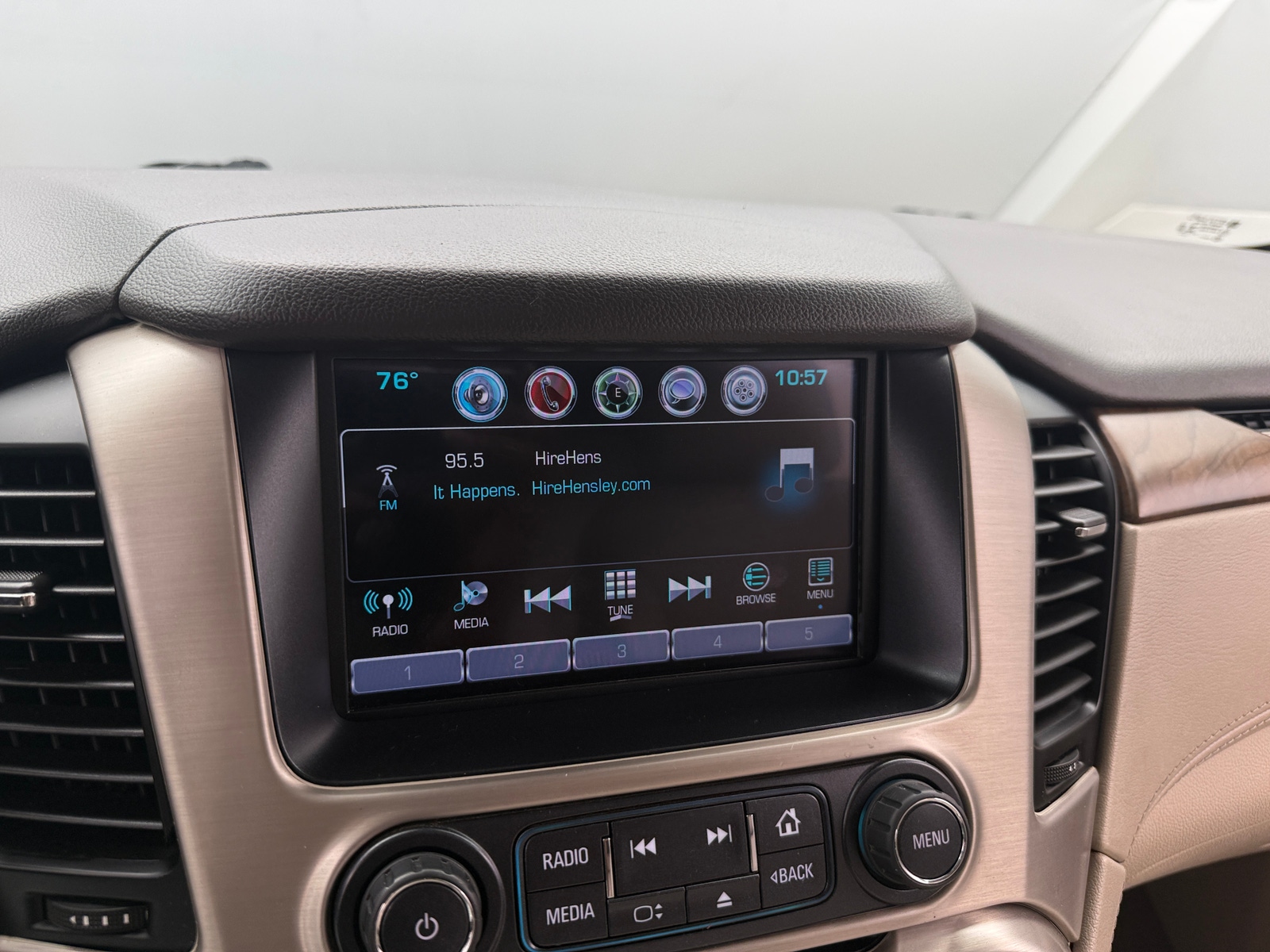 Thumbnail: 2020 GMC Yukon - 3