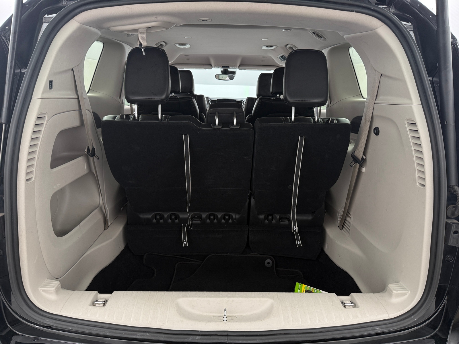Thumbnail: 2024 Chrysler Pacifica - 6