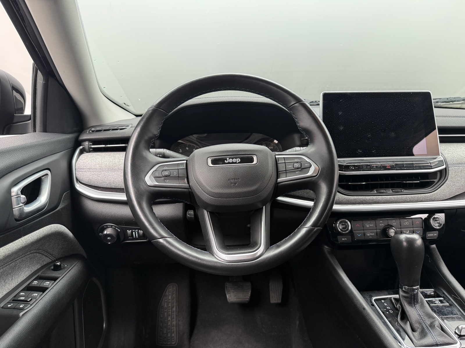Thumbnail: 2022 Jeep Compass - 4