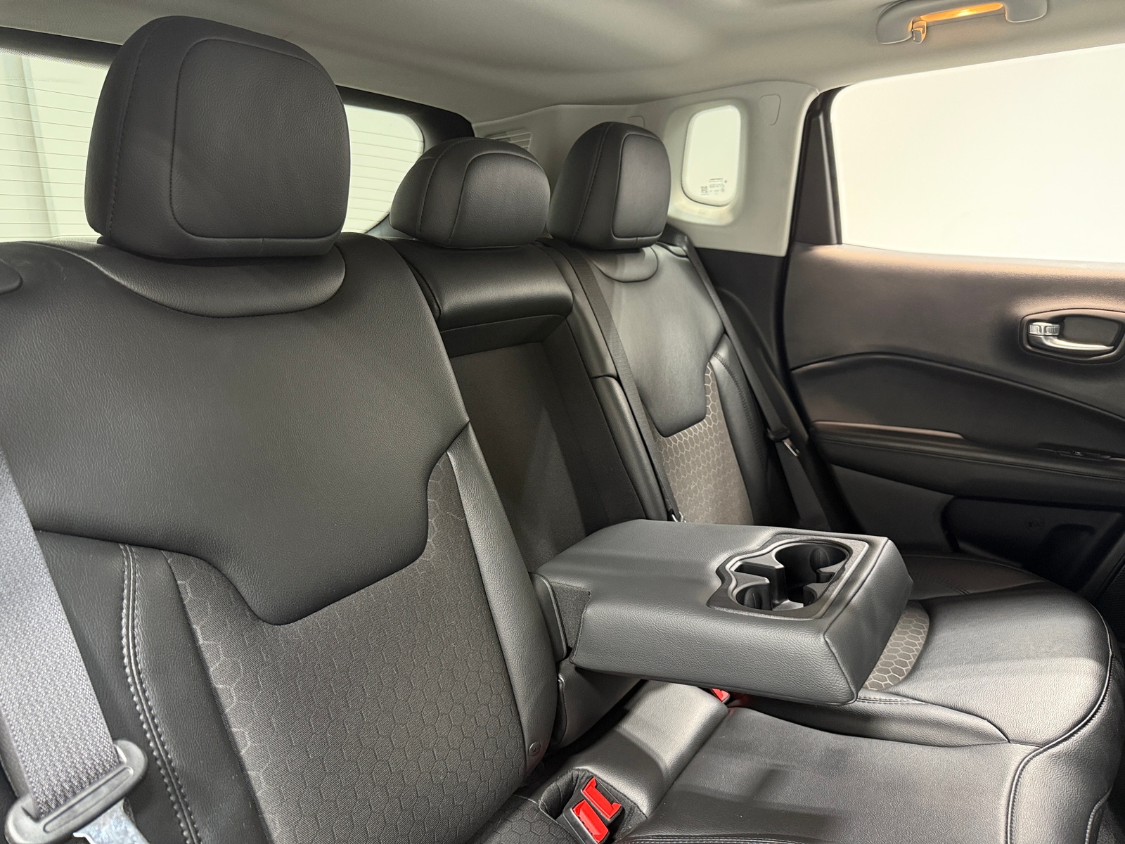 Thumbnail: 2020 Jeep Compass - 6