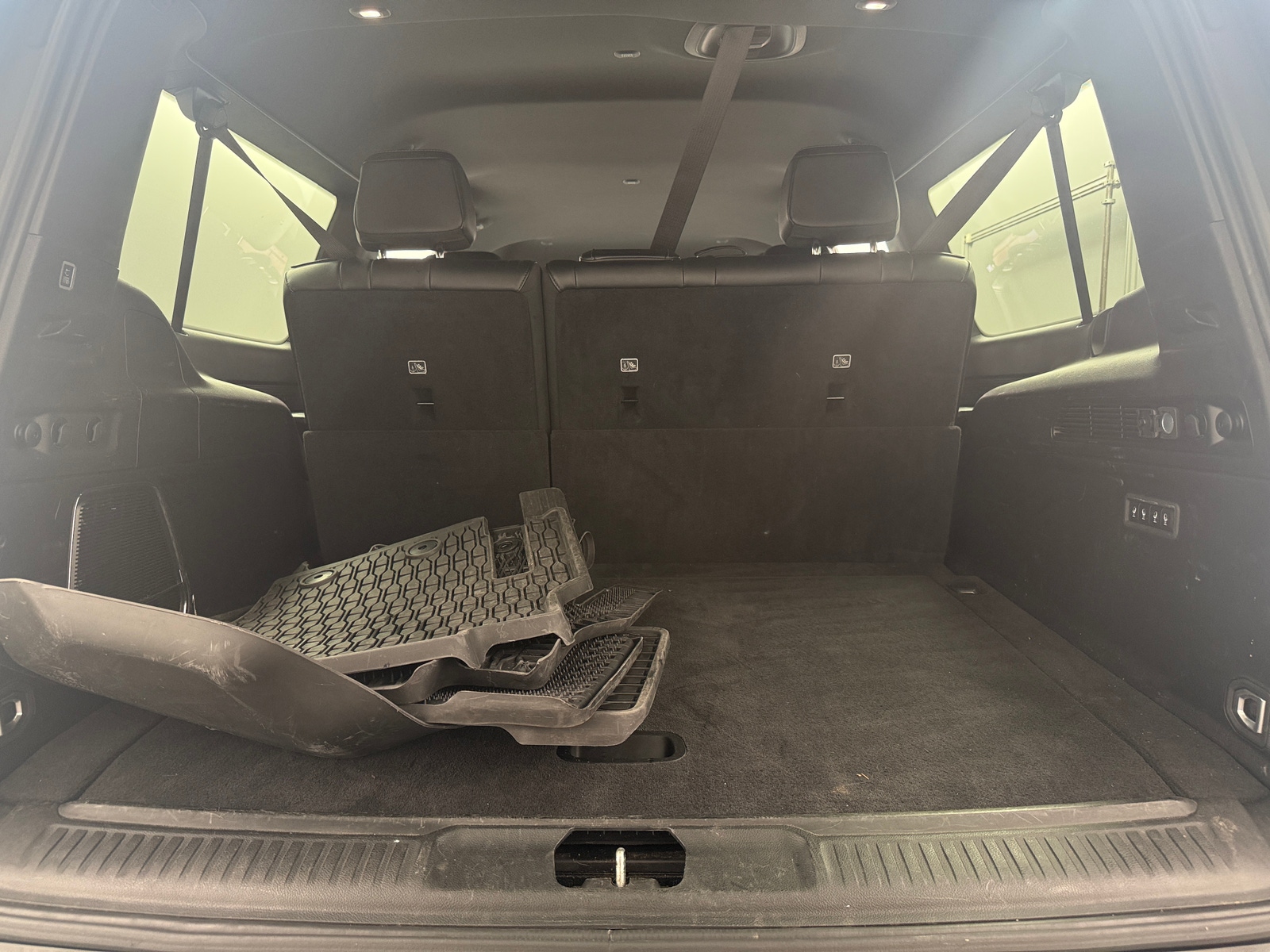 Thumbnail: 2024 Jeep Wagoneer - 6