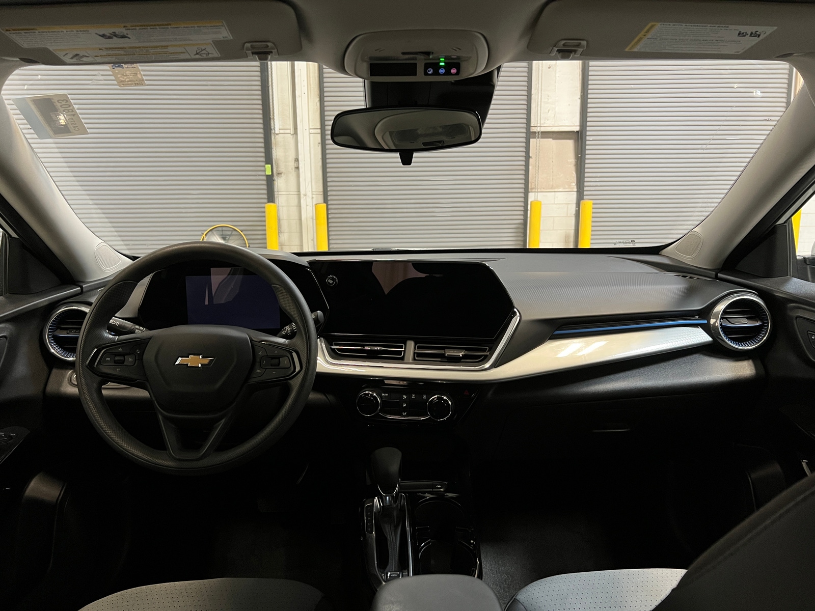 Thumbnail: 2025 Chevrolet Trax - 3