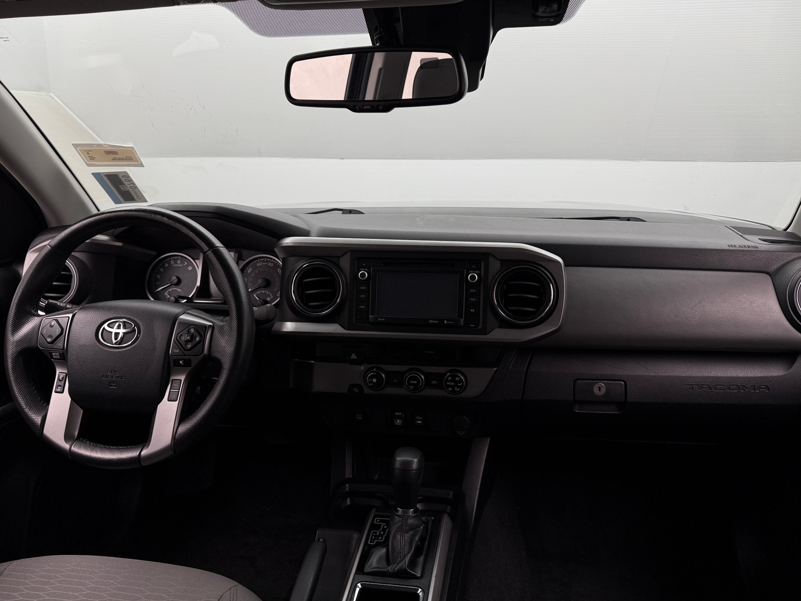Thumbnail: 2018 Toyota Tacoma - 3