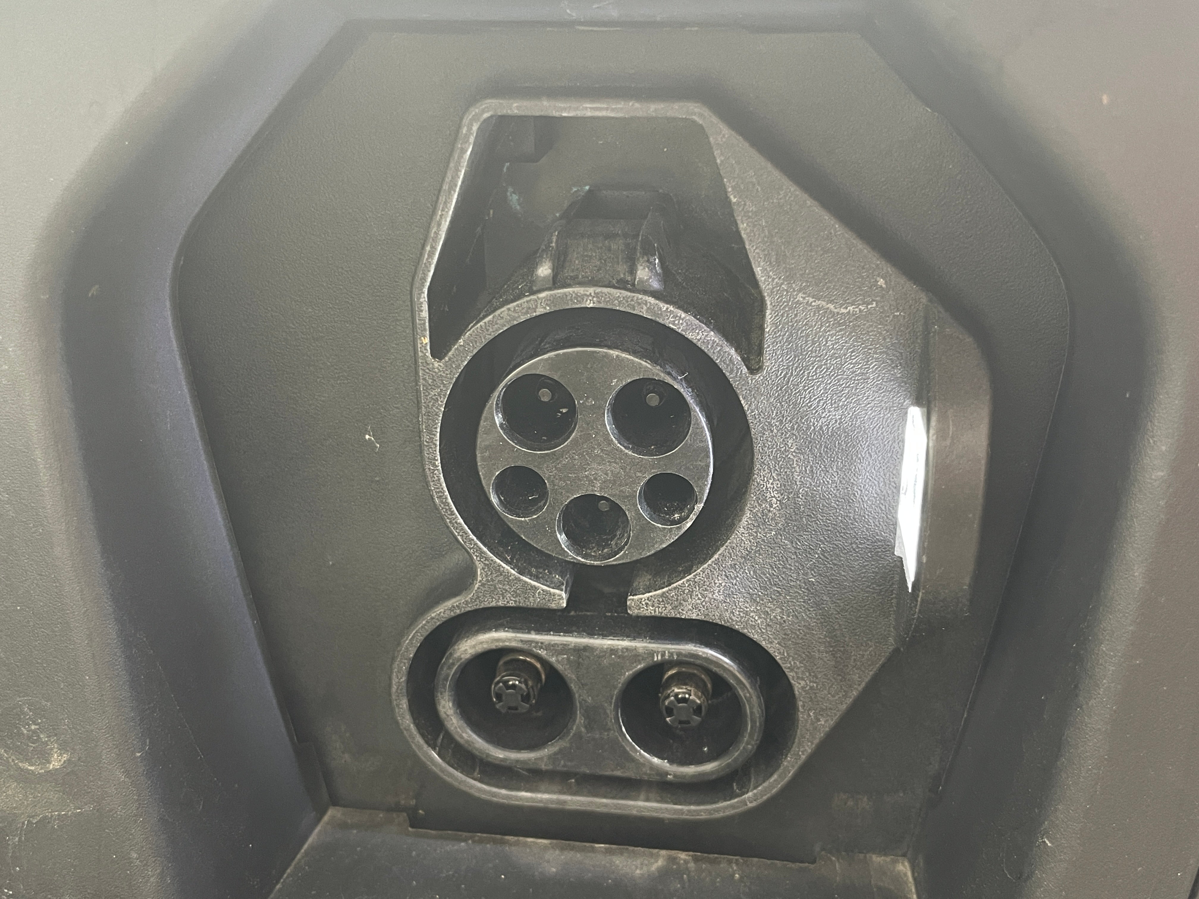 Used 2024 Kia Niro Wind with VIN KNDCR3L16R5113783 for sale in Oak Creek, WI