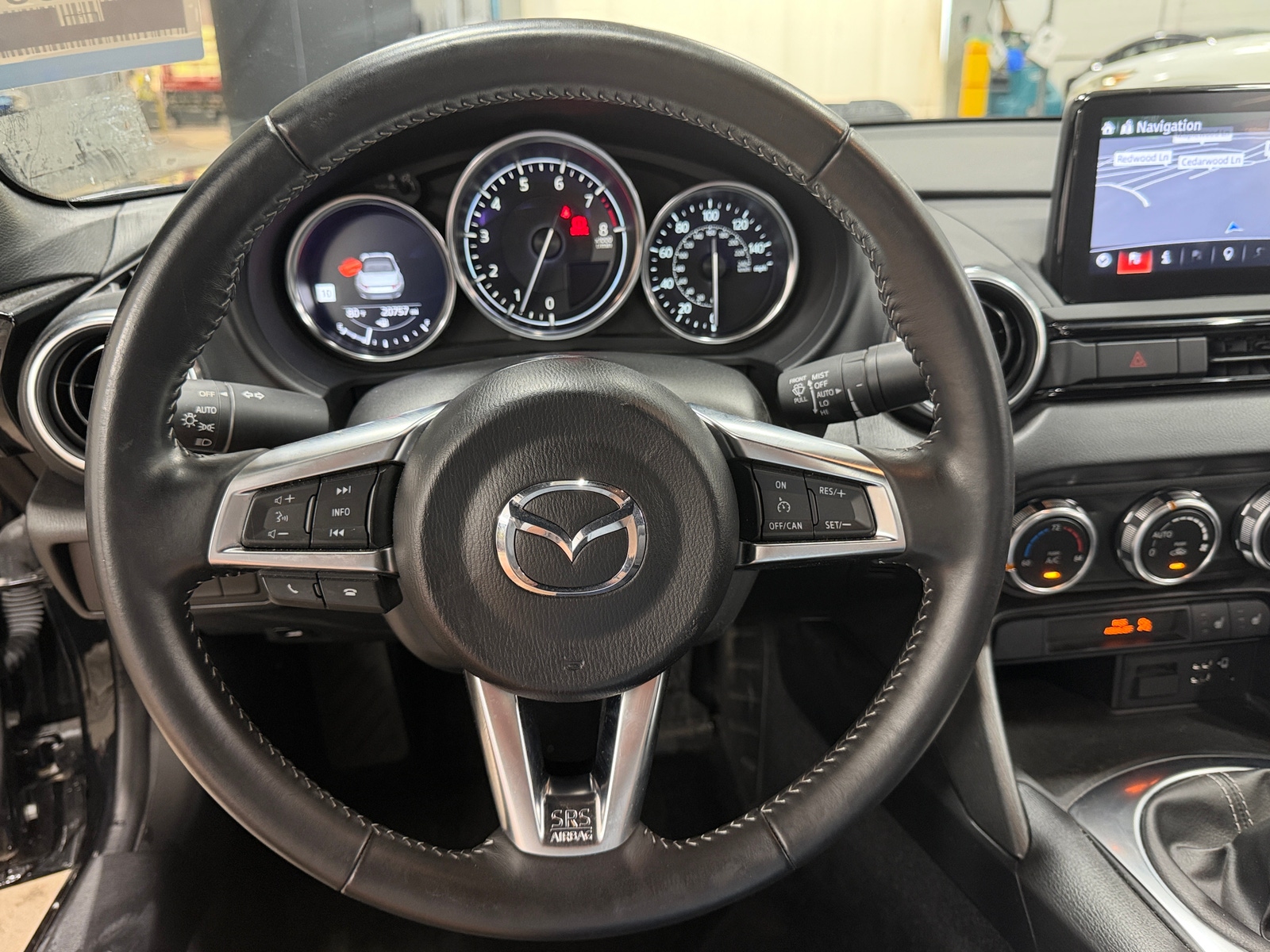 Thumbnail: 2023 Mazda MX-5 Miata - 4