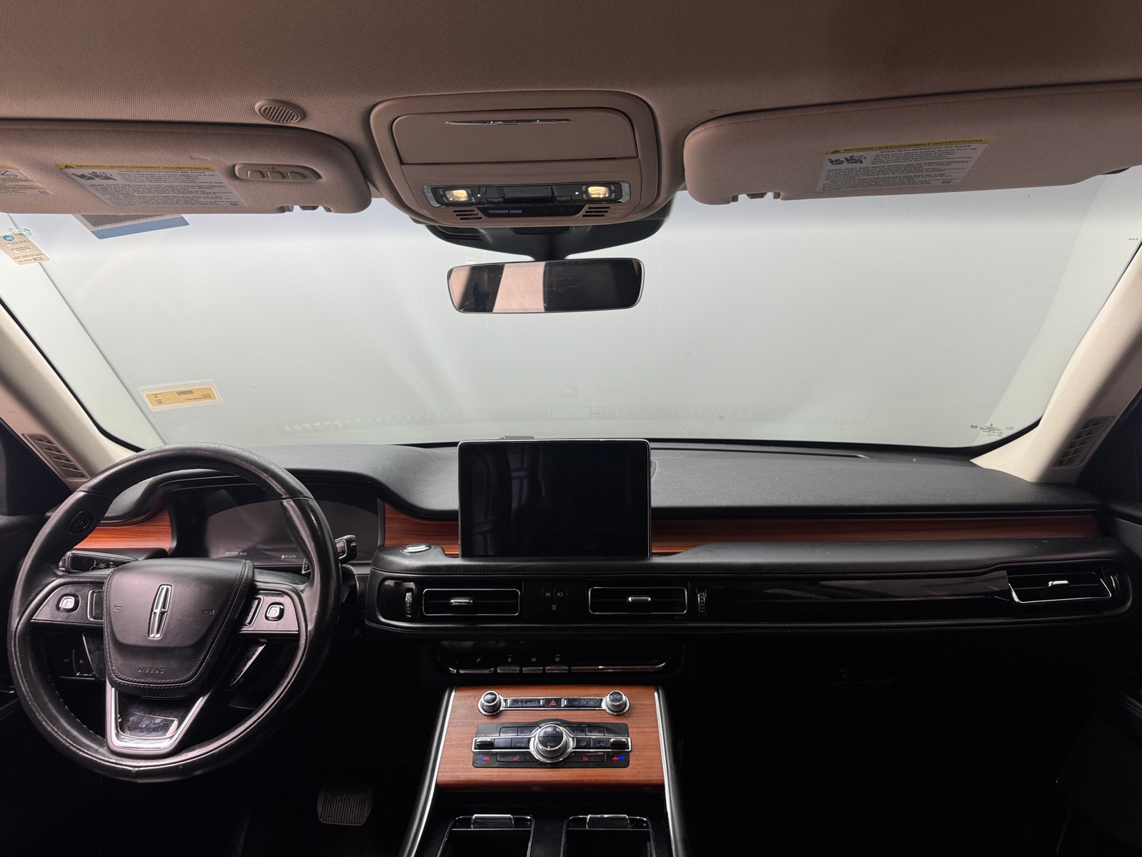 Thumbnail: 2020 Lincoln Aviator - 2