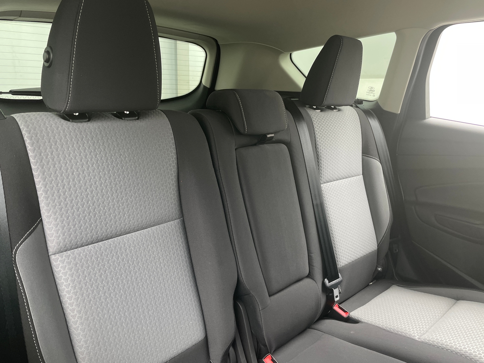 Thumbnail: 2019 Ford Escape - 6