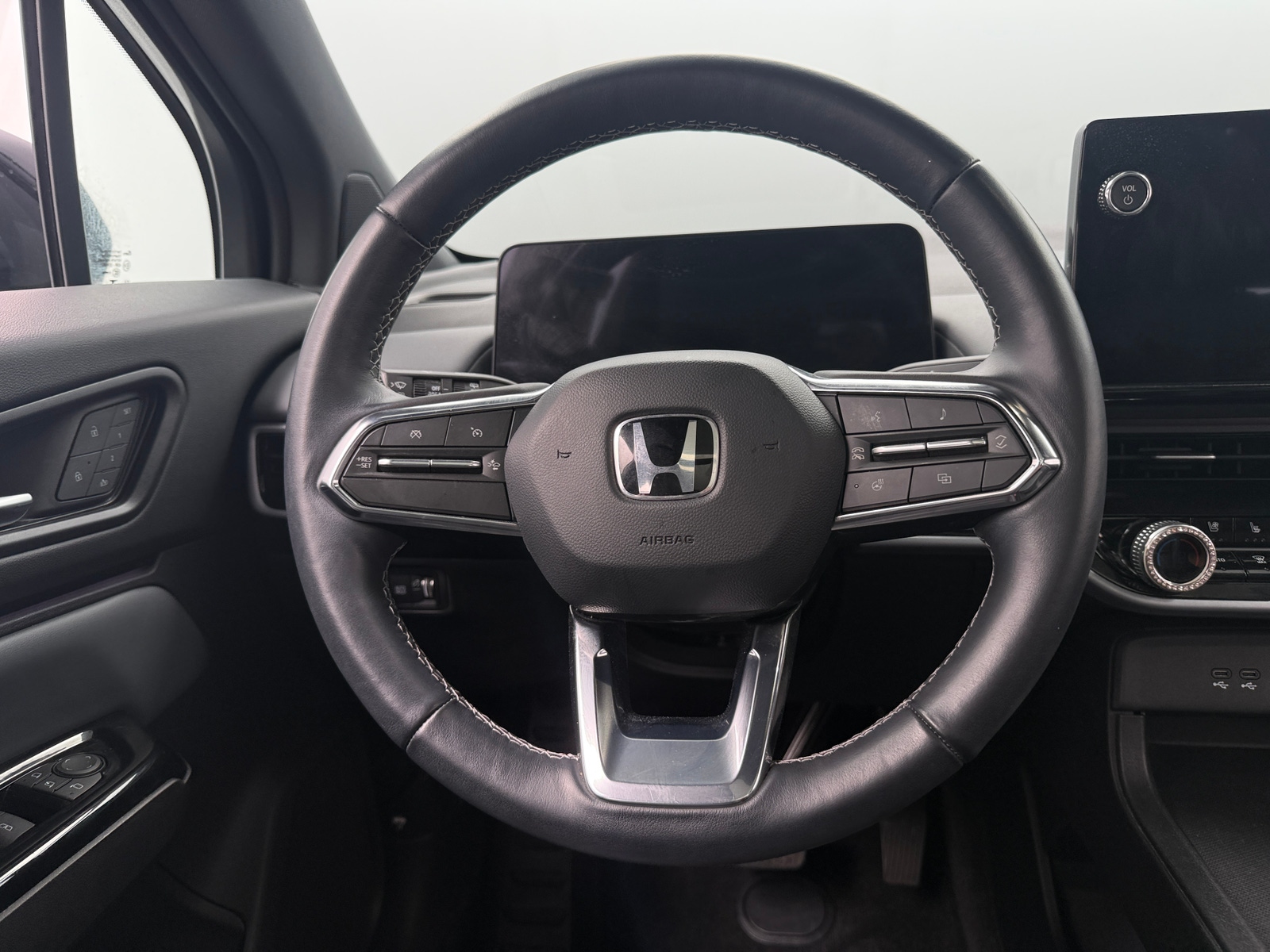 Thumbnail: 2024 Honda Prologue - 4