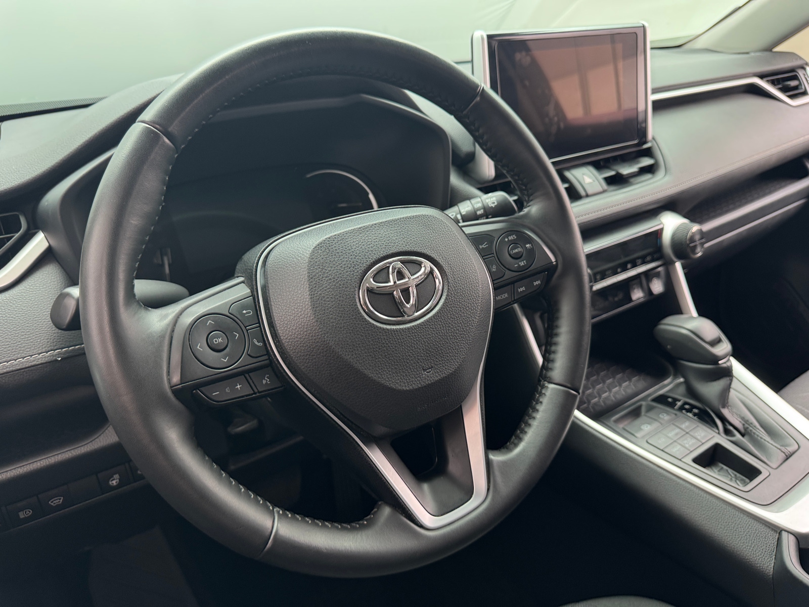 Thumbnail: 2023 Toyota RAV4 - 5