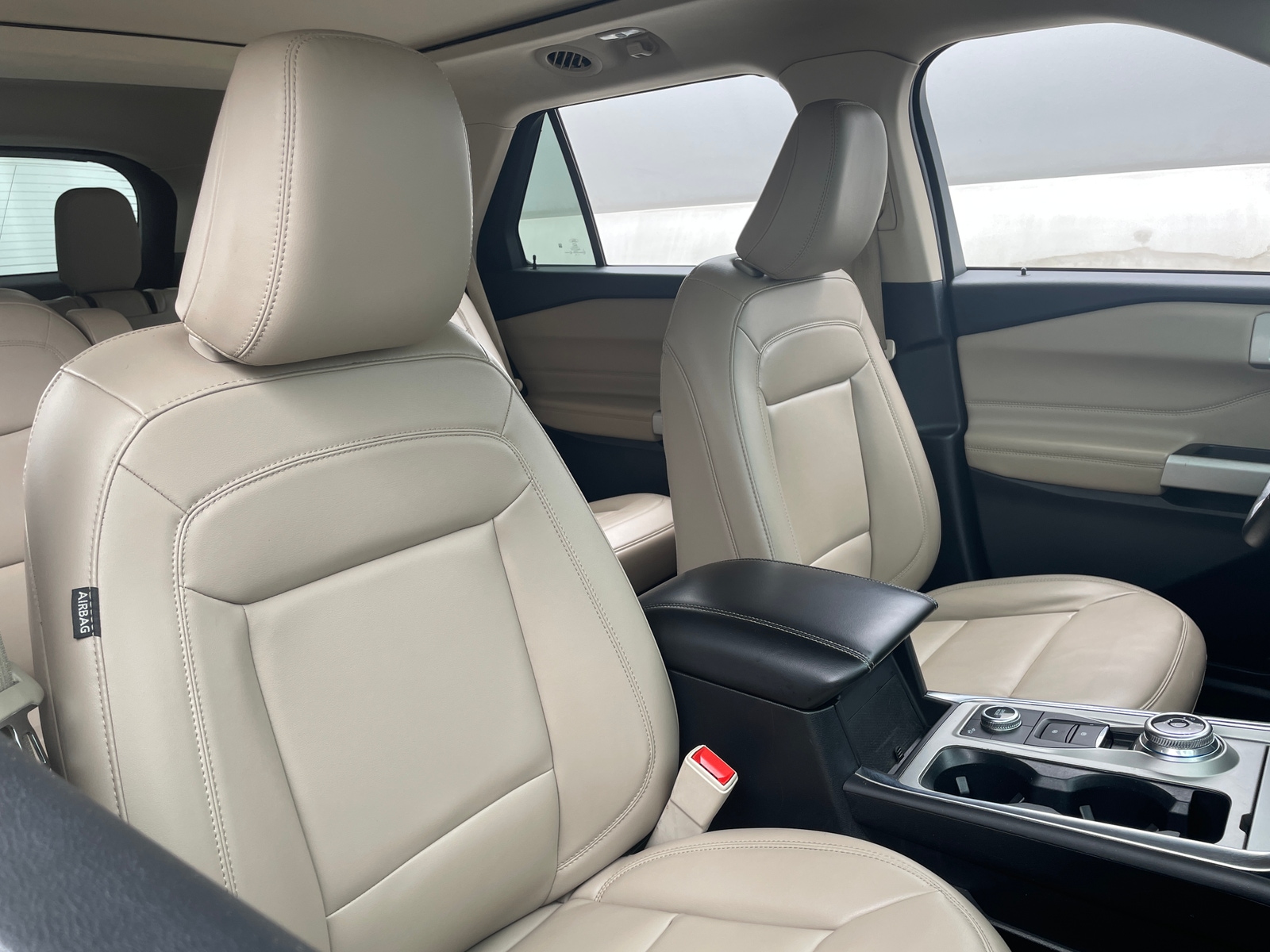 Thumbnail: 2022 Ford Explorer - 2