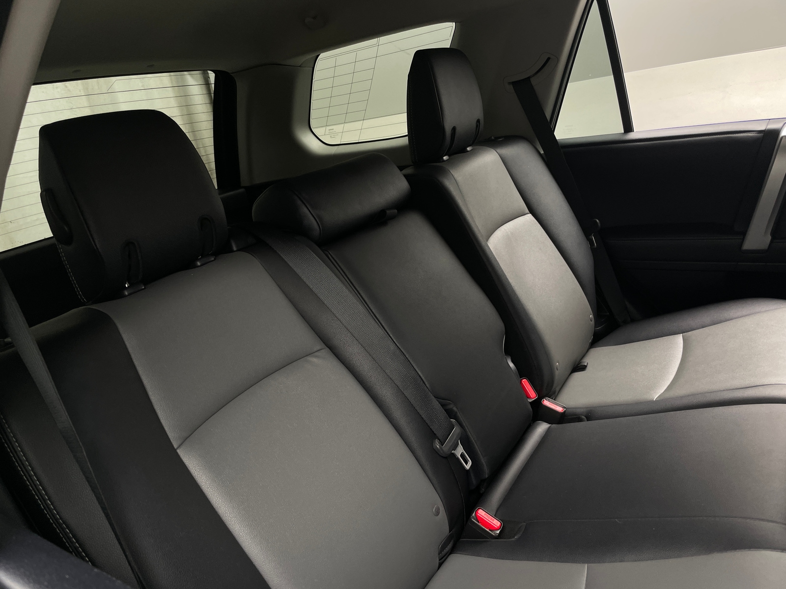 Thumbnail: 2020 Toyota 4Runner - 5