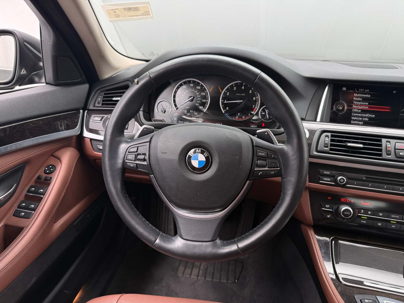 Thumbnail: 2016 BMW 5 Series - 4