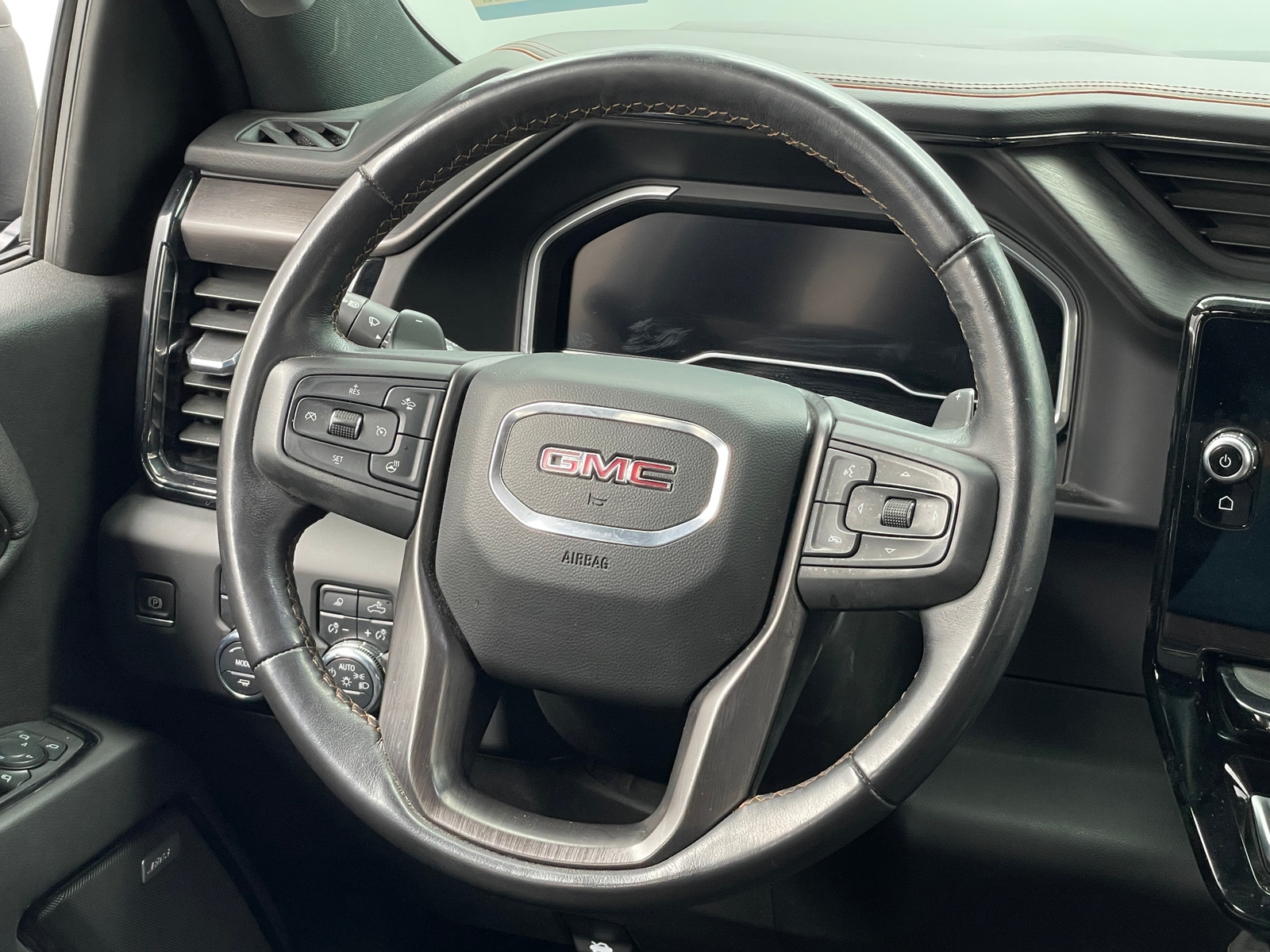 Thumbnail: 2023 GMC Sierra 1500 - 4