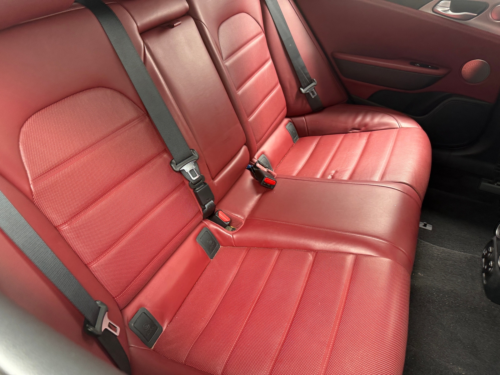 Thumbnail: 2019 Kia Stinger - 5