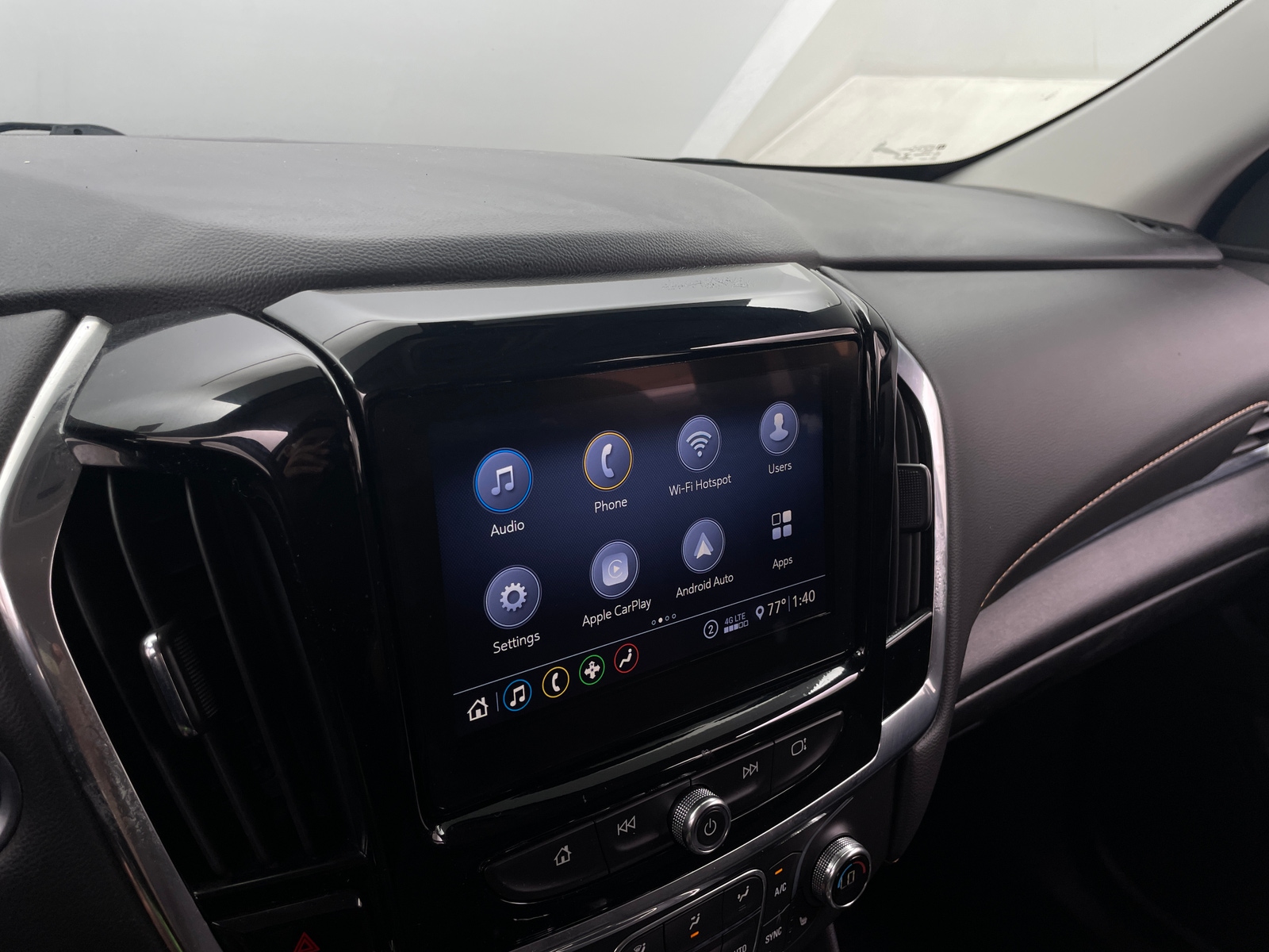 Thumbnail: 2020 Chevrolet Traverse - 4