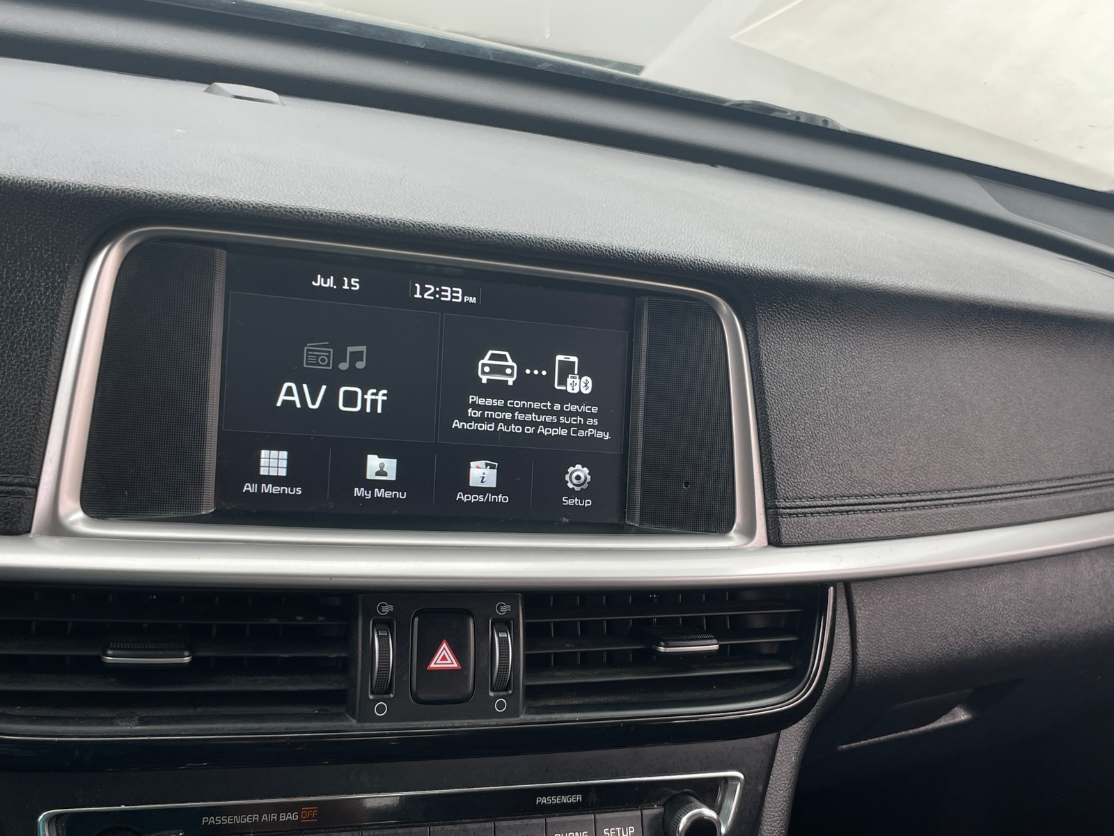 Thumbnail: 2019 Kia Optima - 4