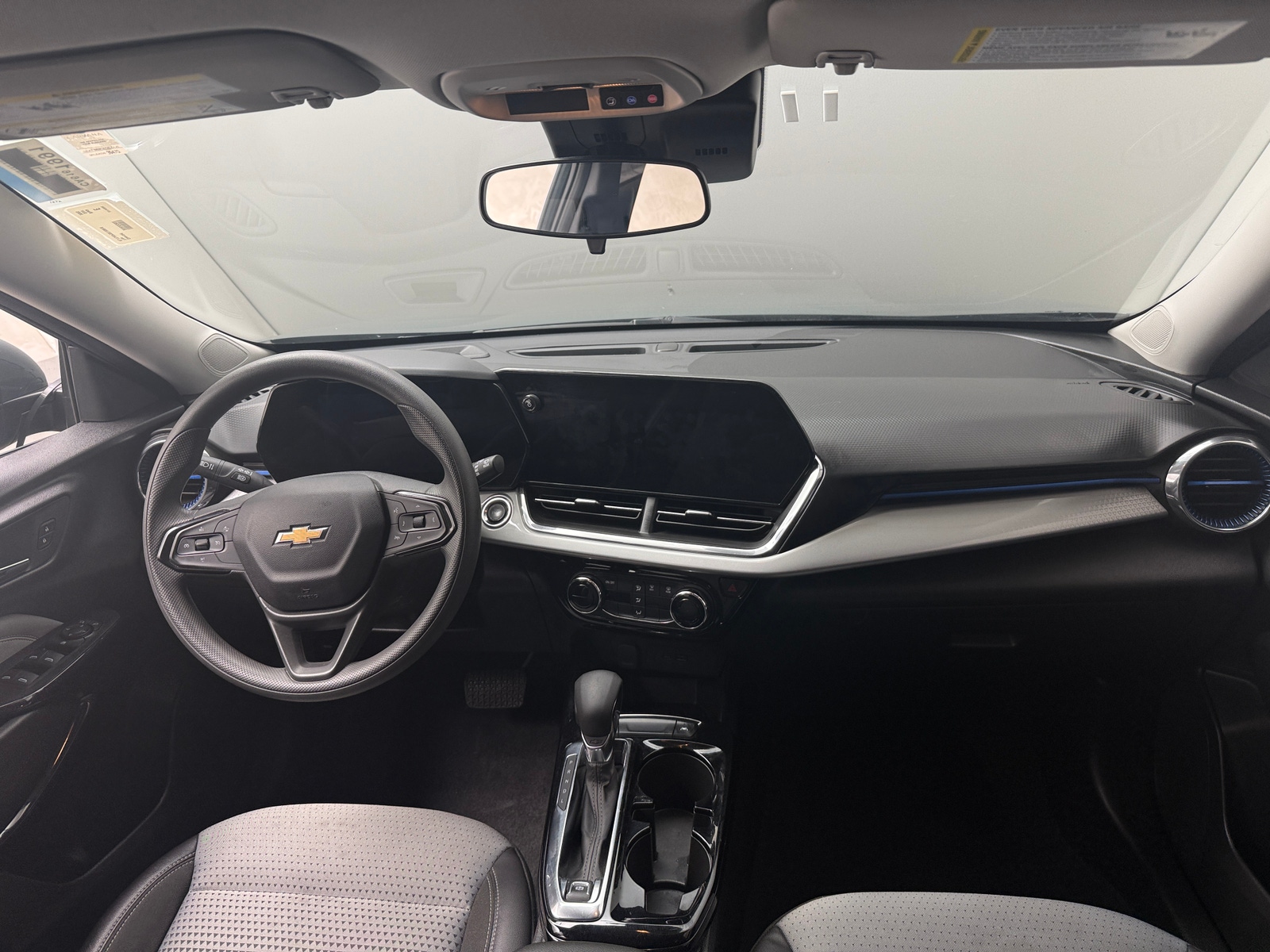 Thumbnail: 2025 Chevrolet Trax - 3